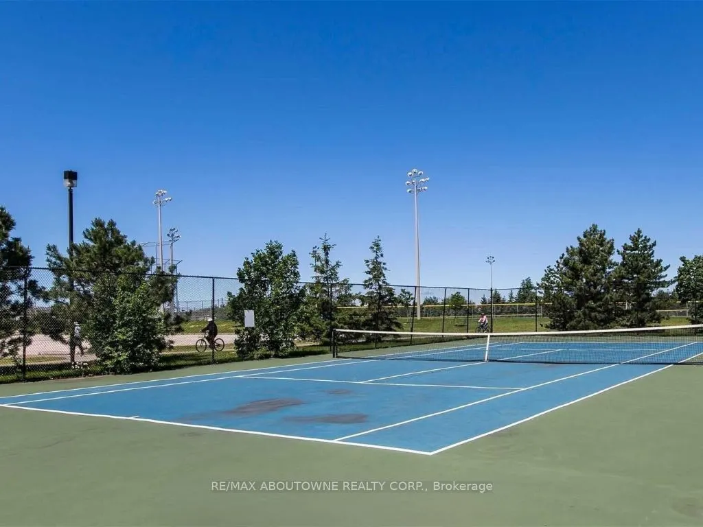 2565 Erin Centre Boulevard, #1213