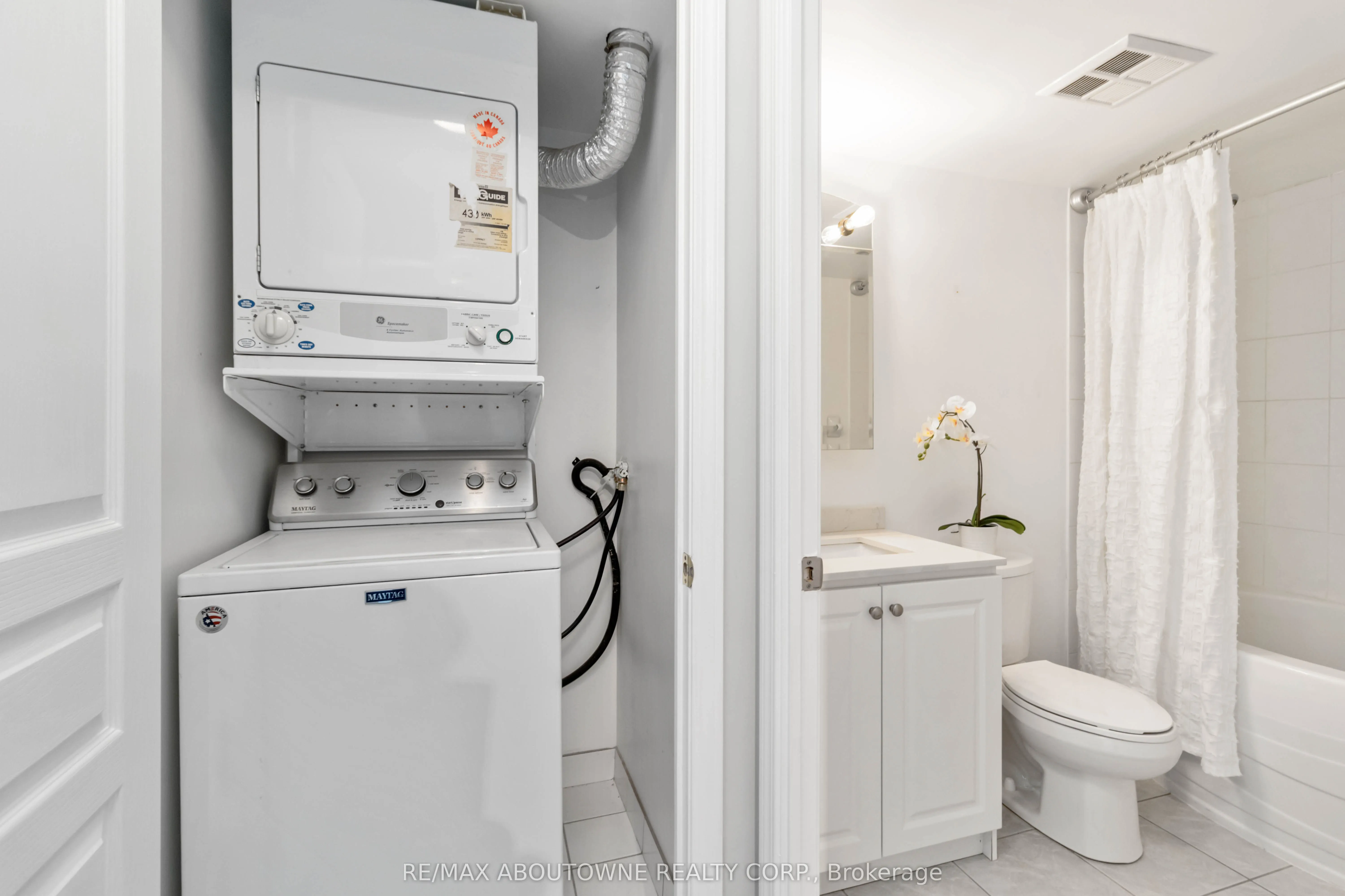 2565 Erin Centre Boulevard, #1213