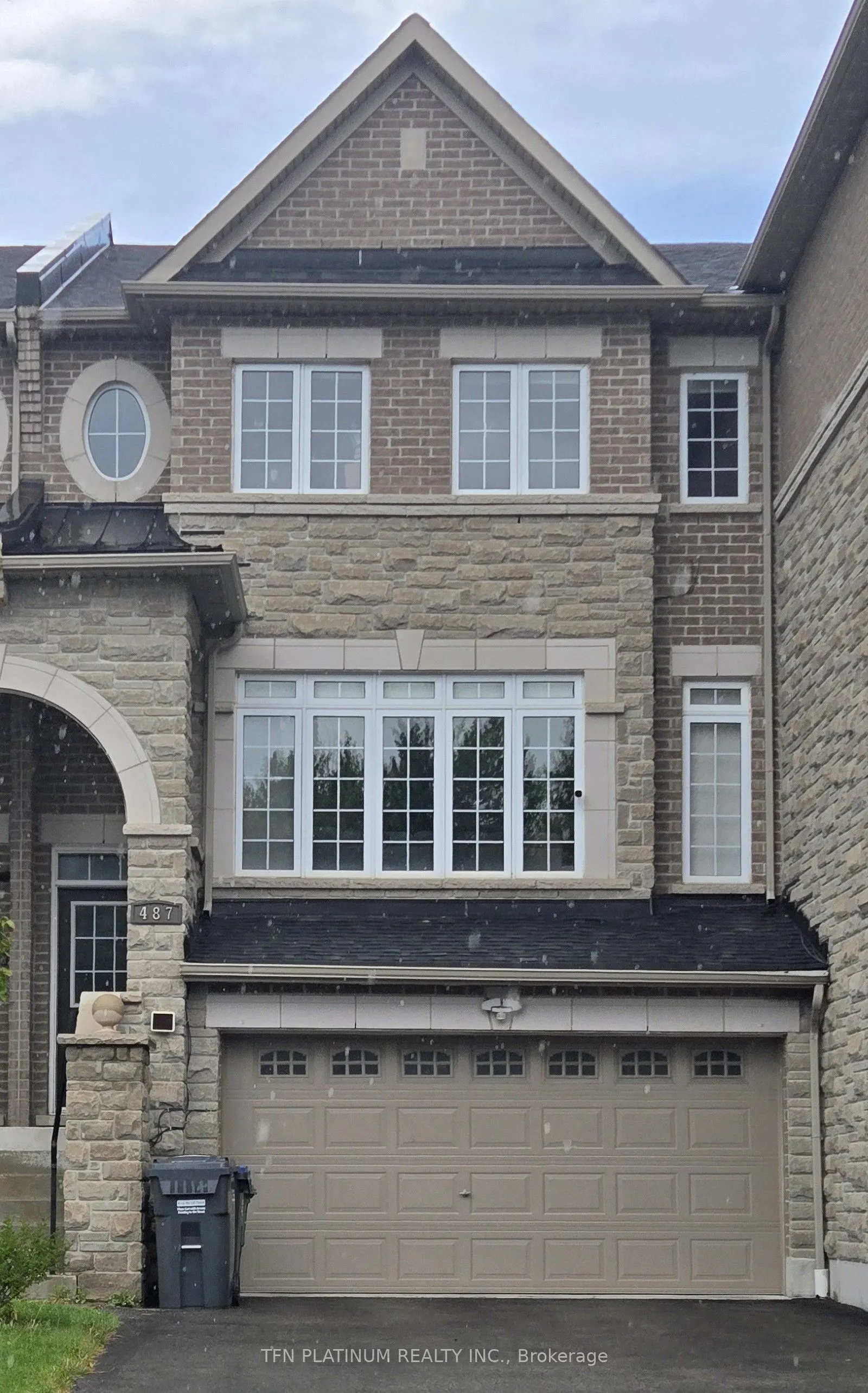 487 Briggs Court