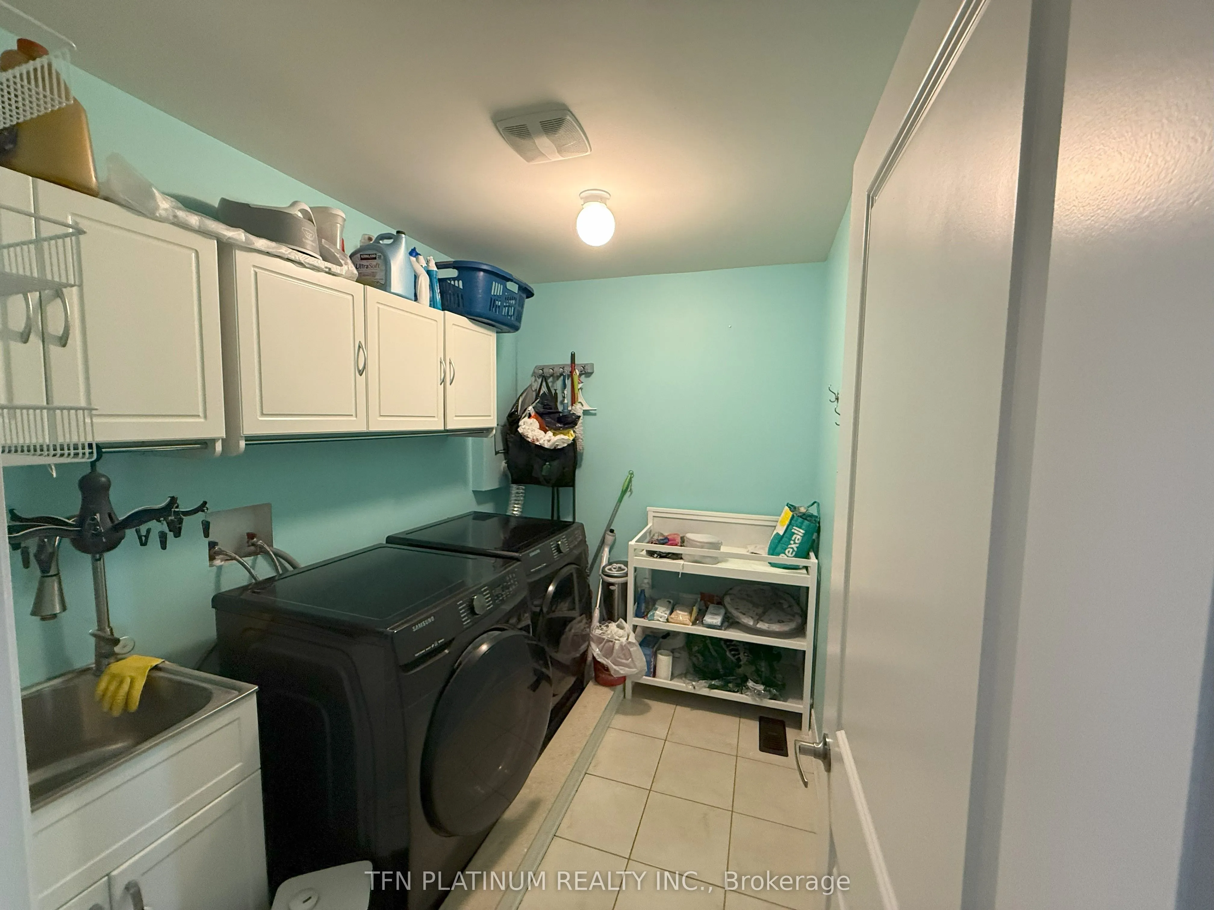 487 Briggs Court