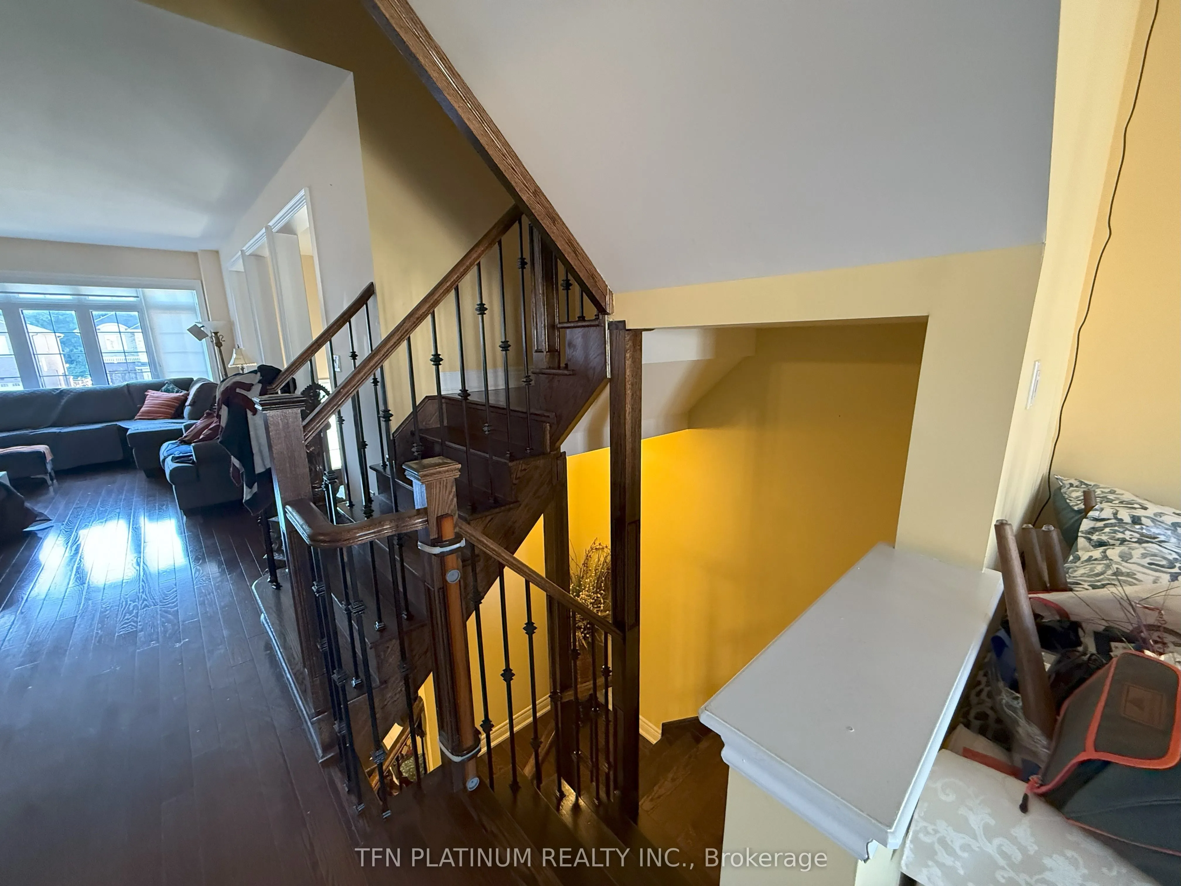 487 Briggs Court