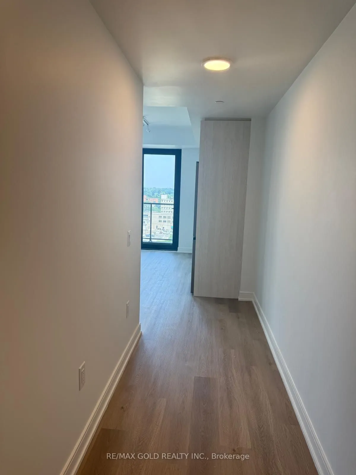 89 Dundas Street W, #1001