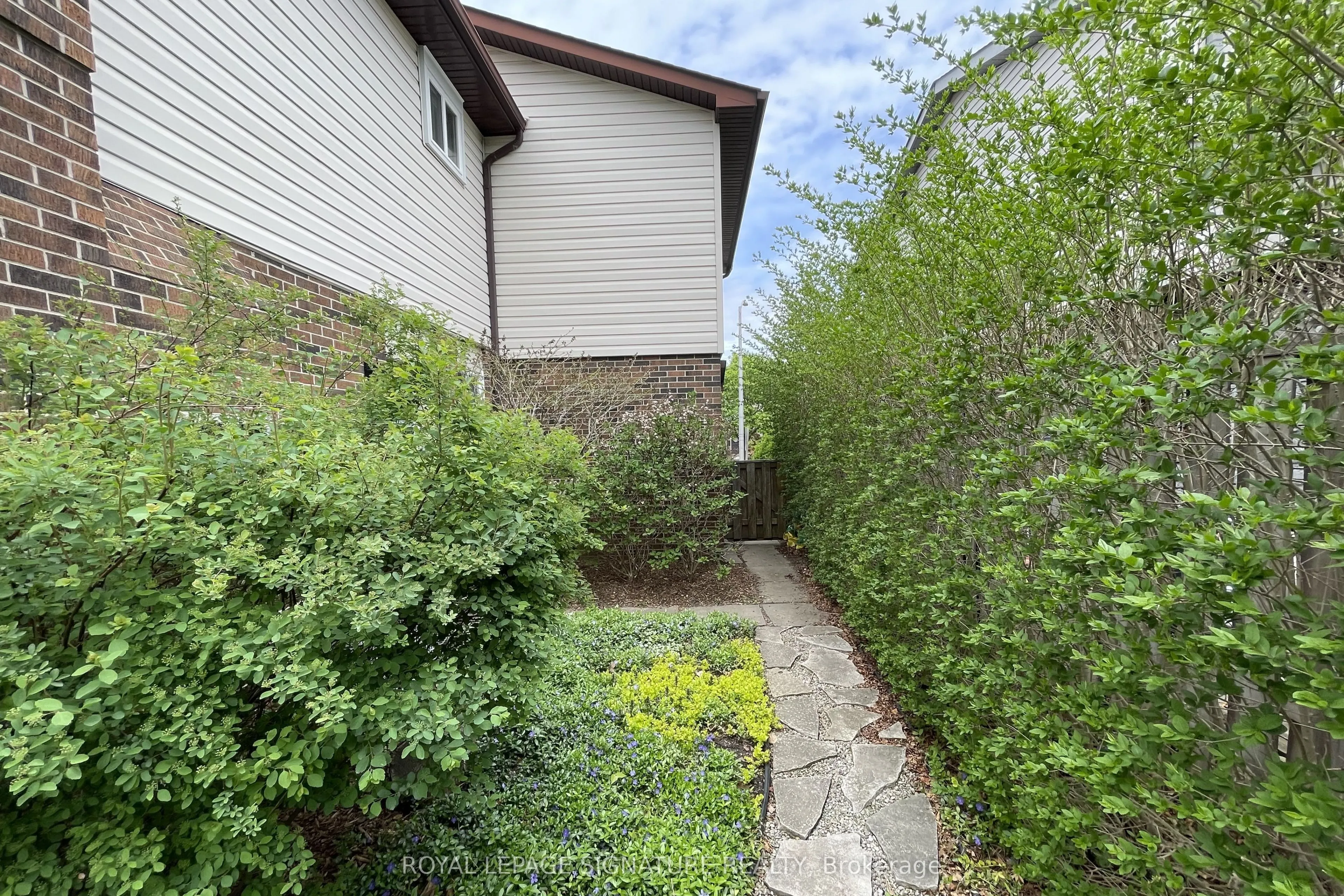 780 Woodward Avenue