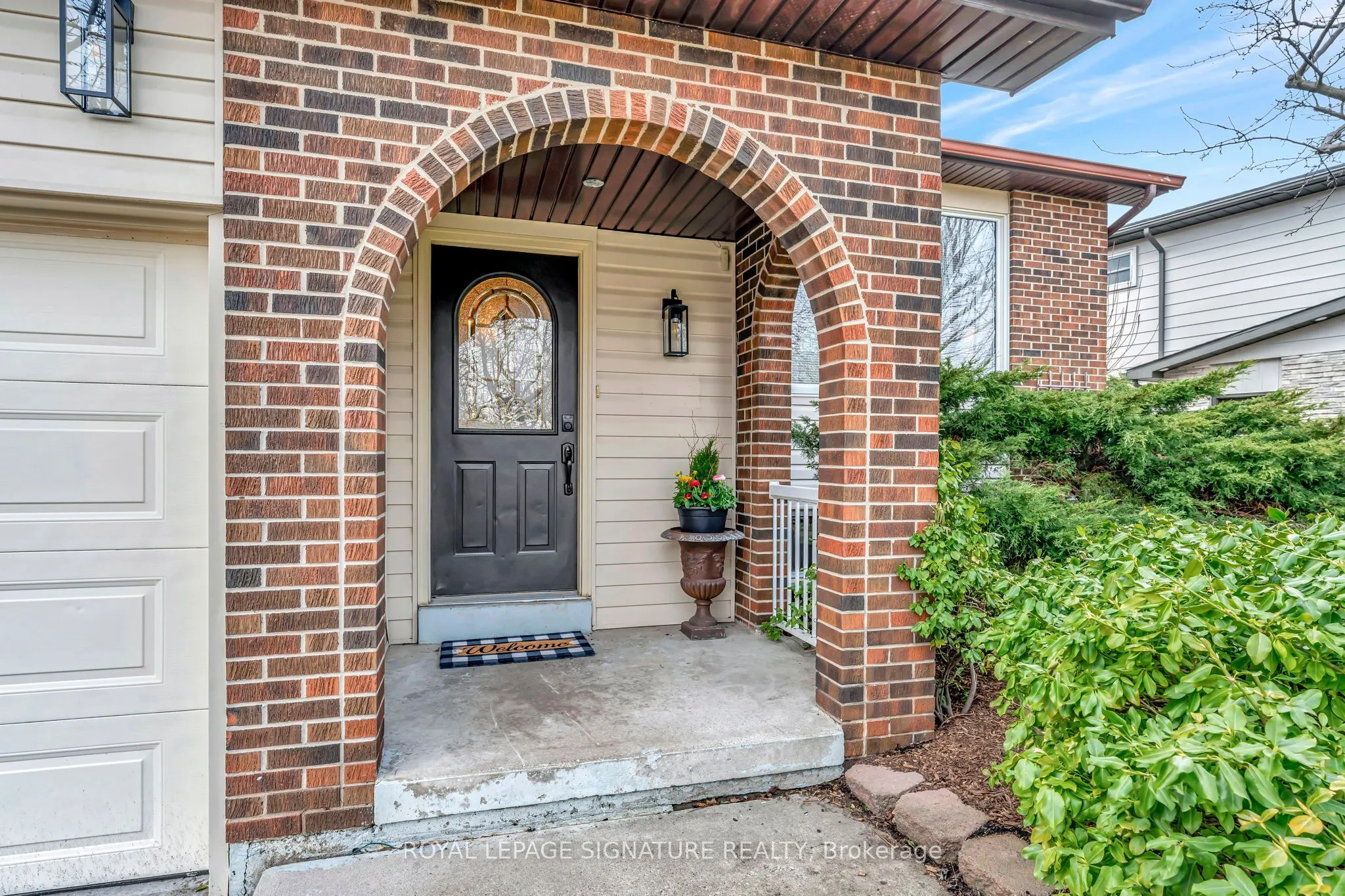 780 Woodward Avenue