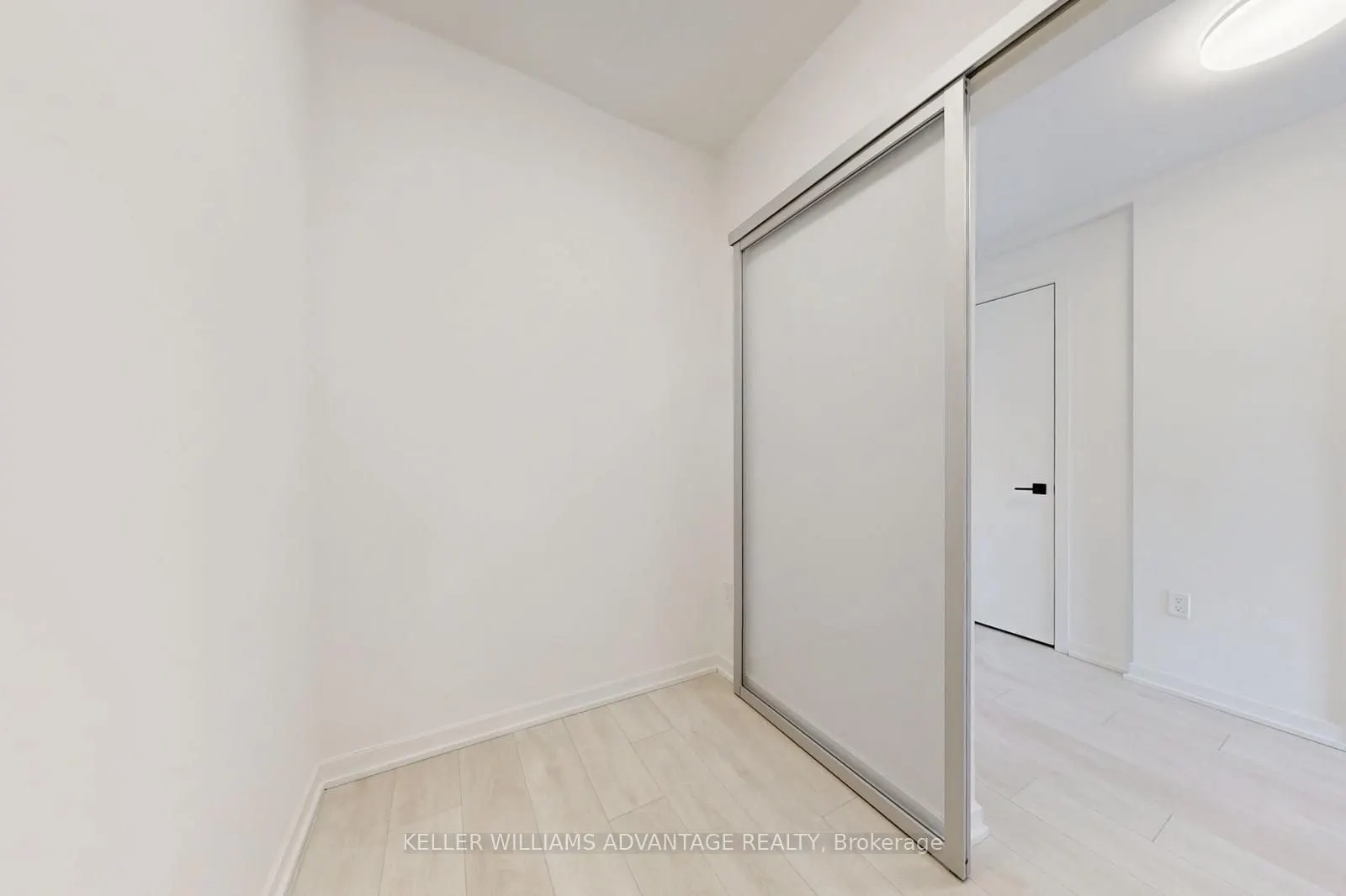 10 Graphophone Grove, #2407