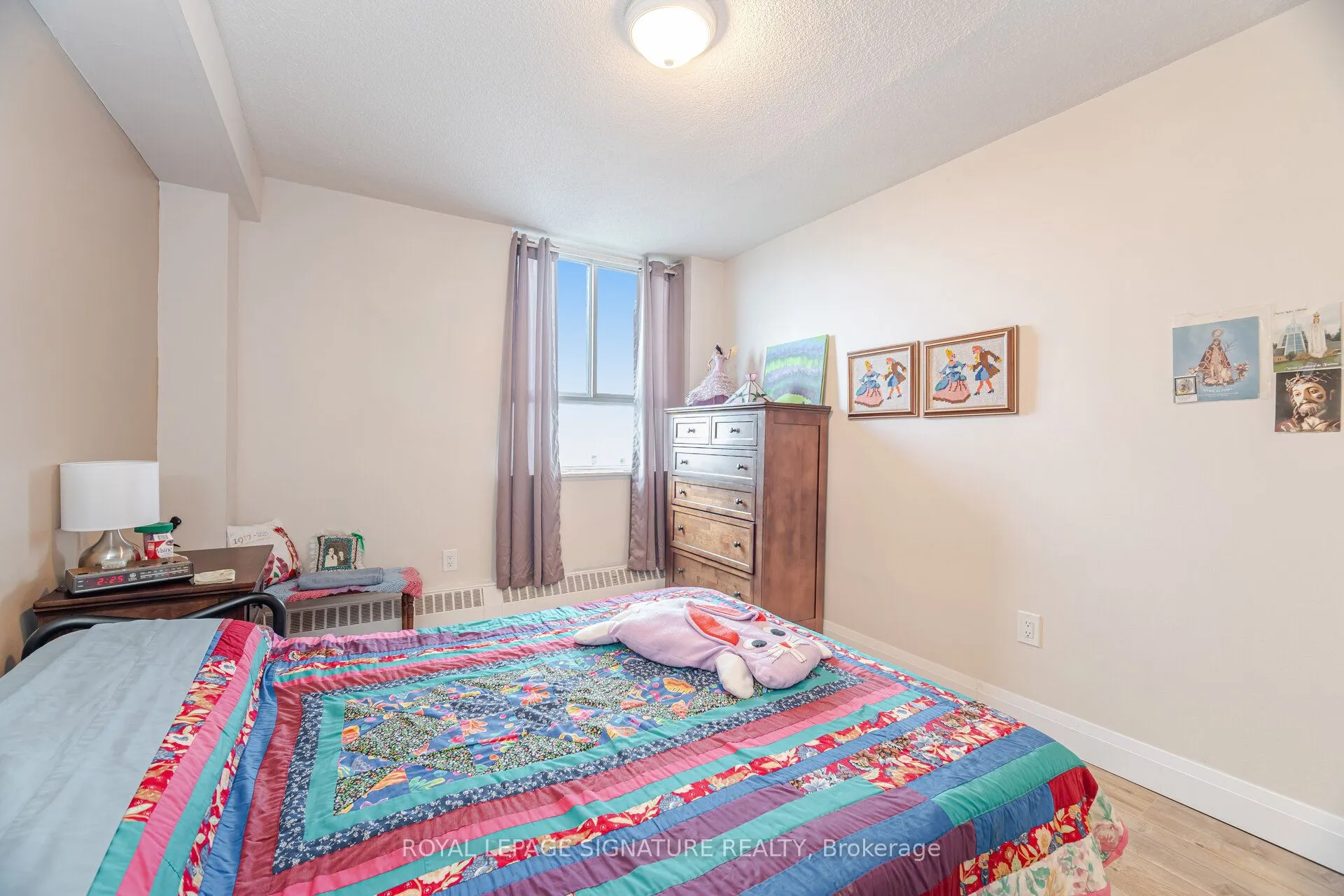 541 Blackthorn Avenue, #1110