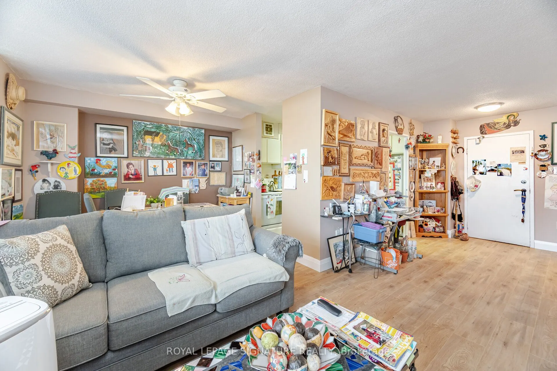 541 Blackthorn Avenue, #1110