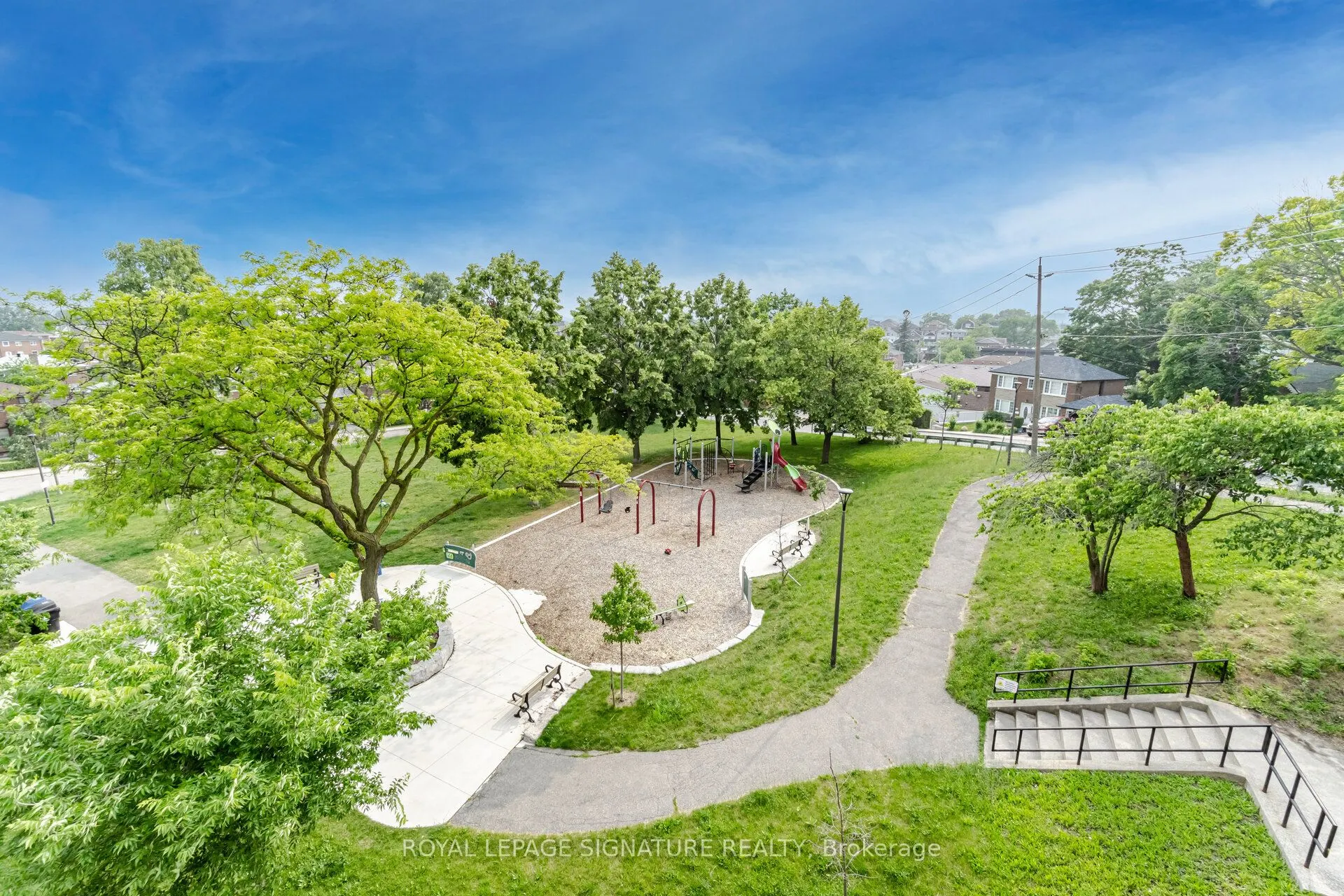 541 Blackthorn Avenue, #1110