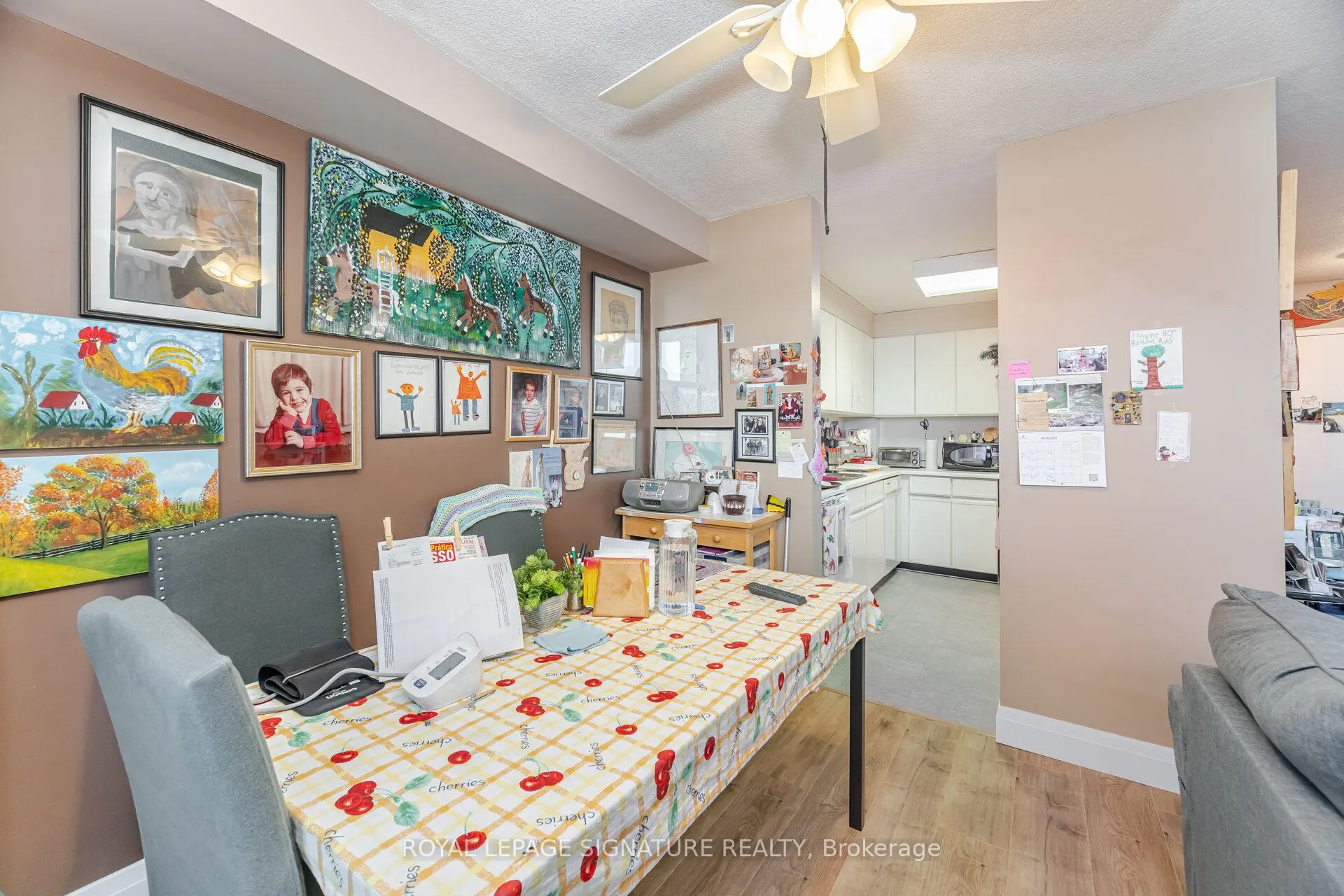 541 Blackthorn Avenue, #1110