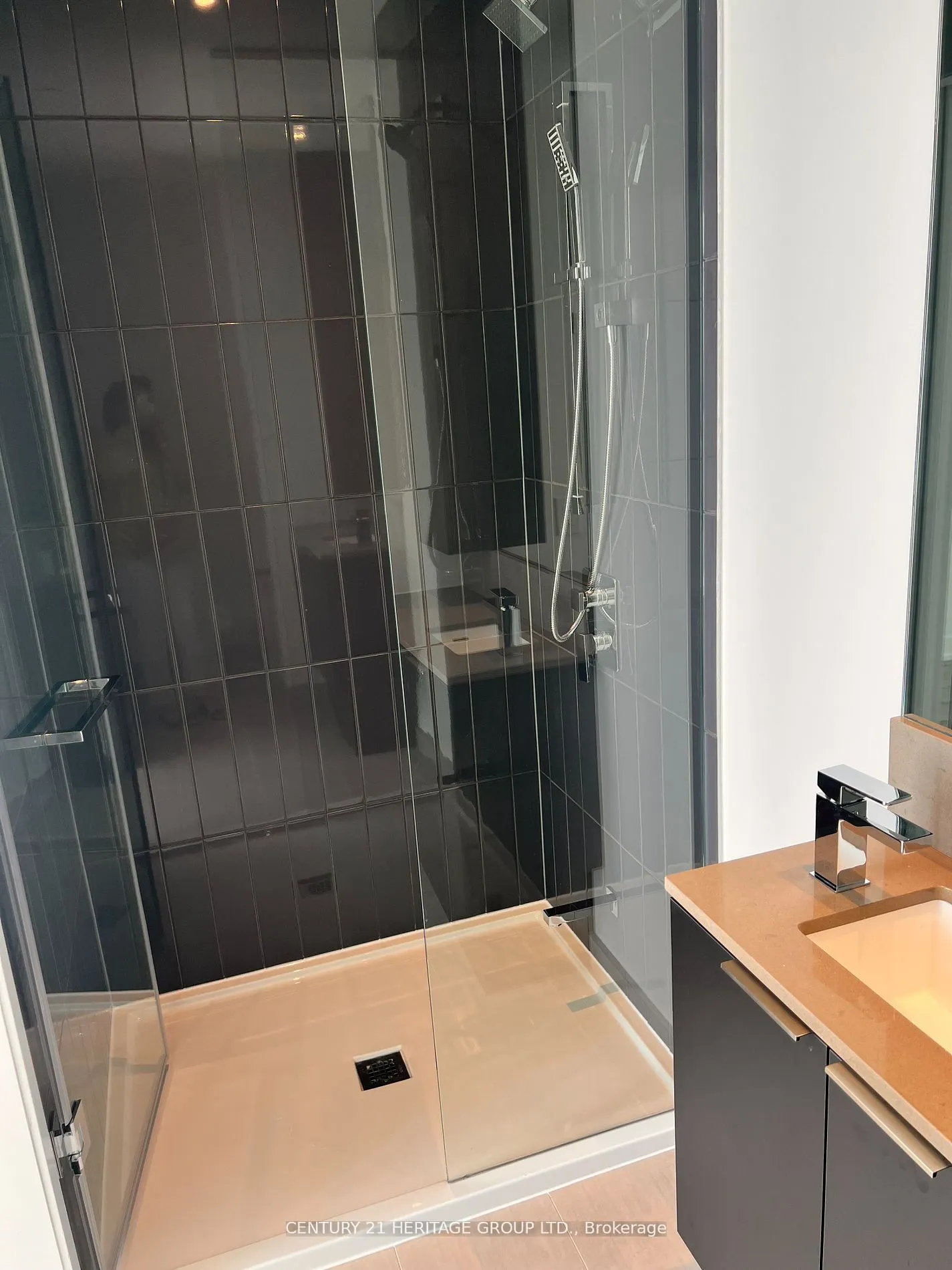3900 Confederation Parkway, #4009