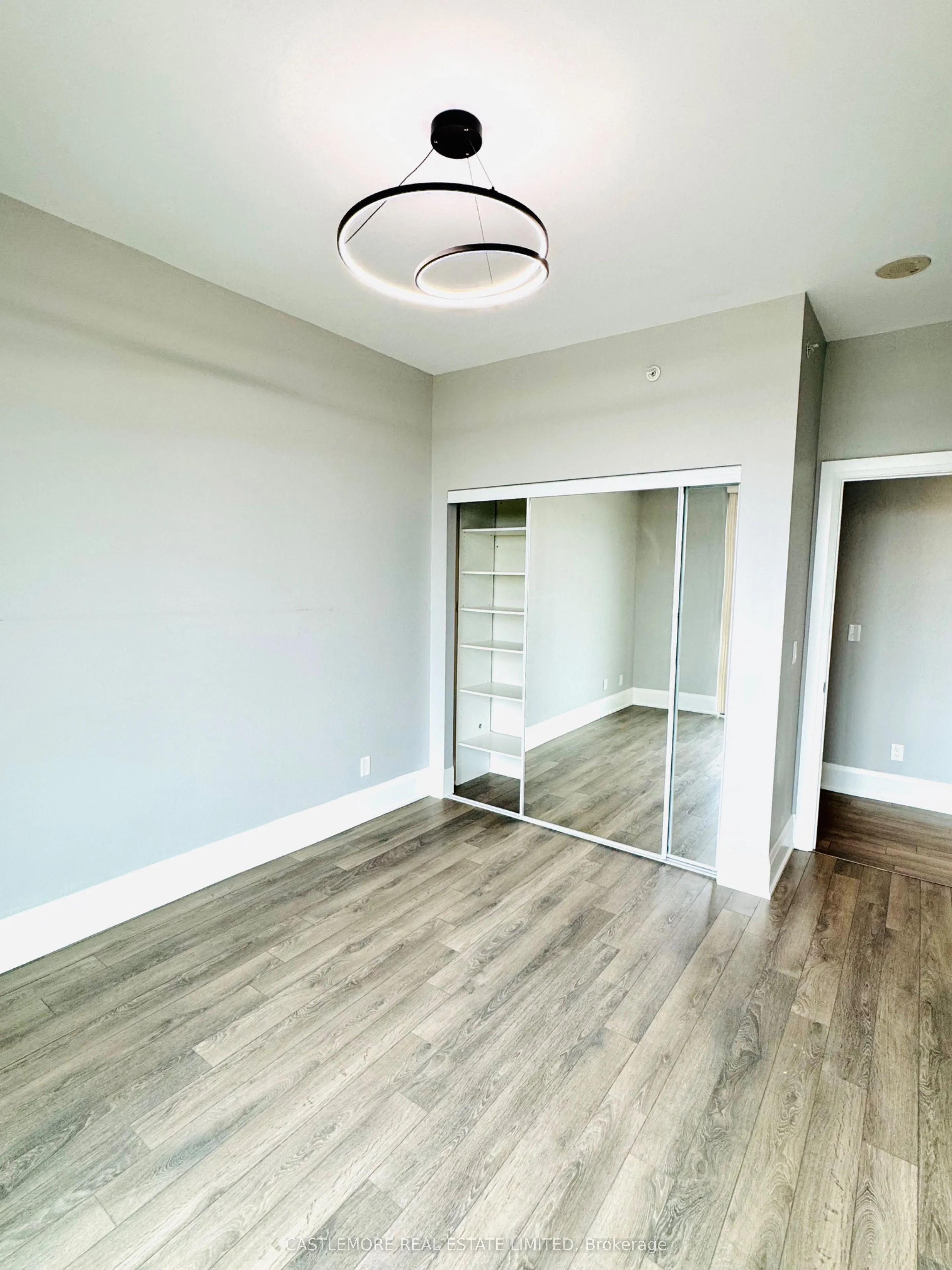 45 Yorkland Boulevard, #808