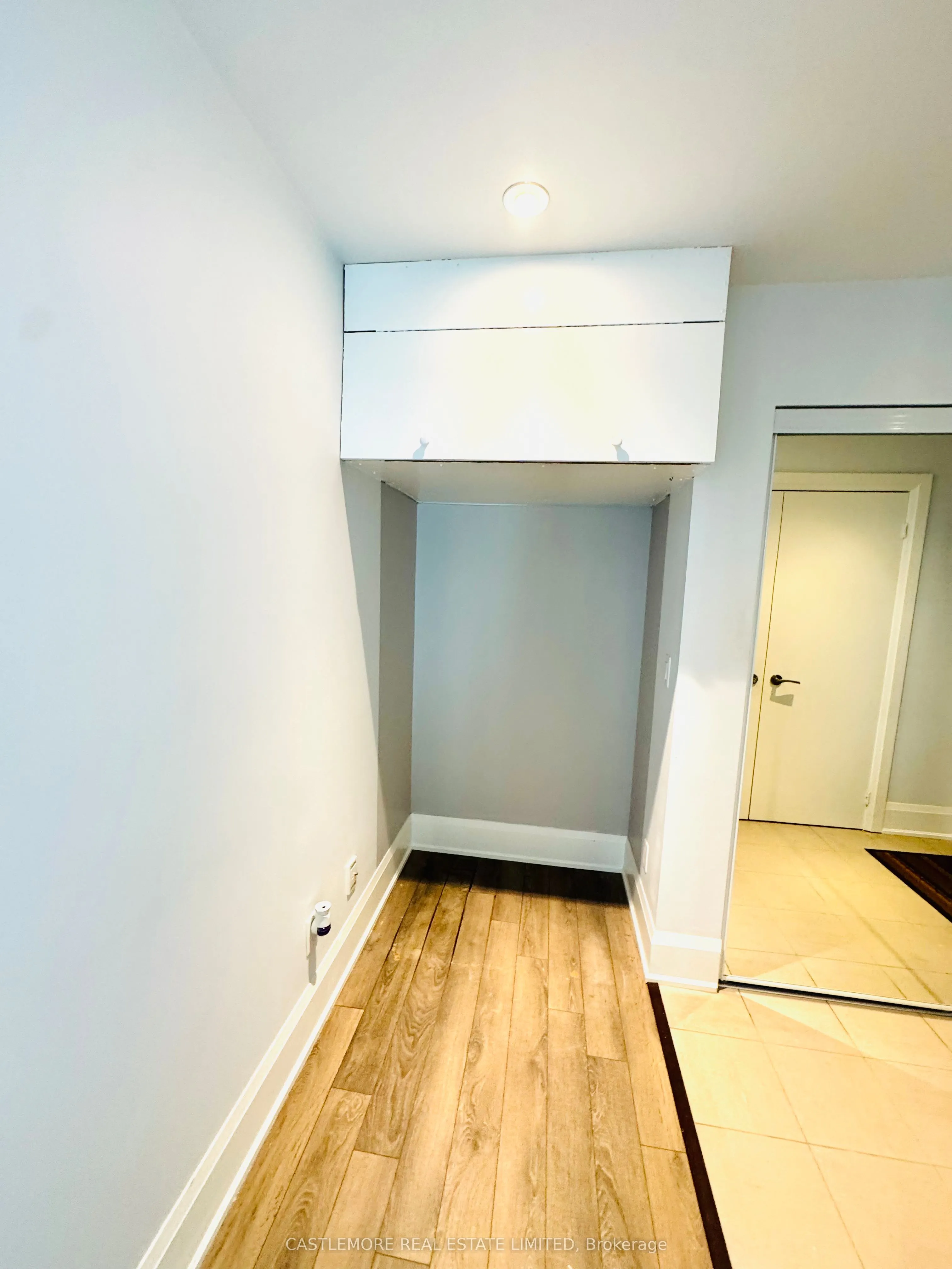 45 Yorkland Boulevard, #808
