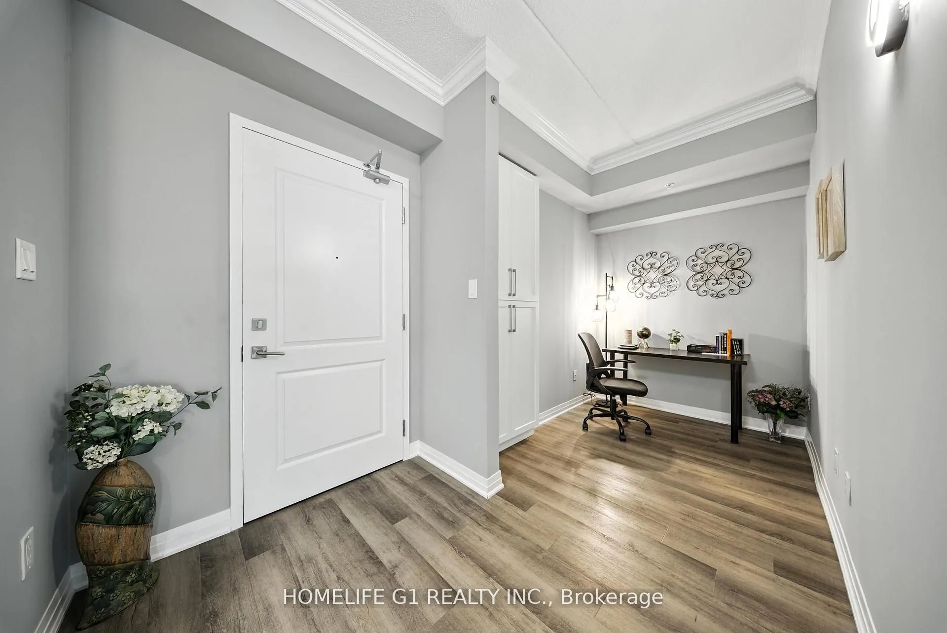 610 Farmstead Drive, #215