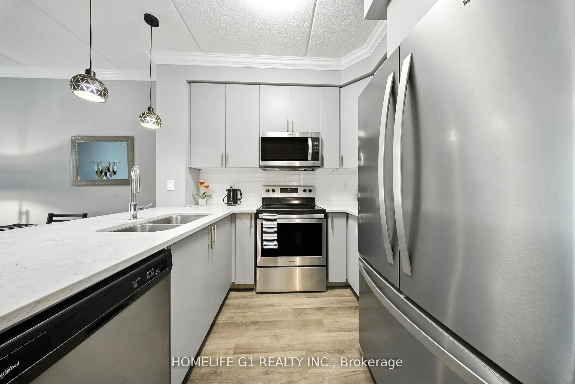 610 Farmstead Drive, #215