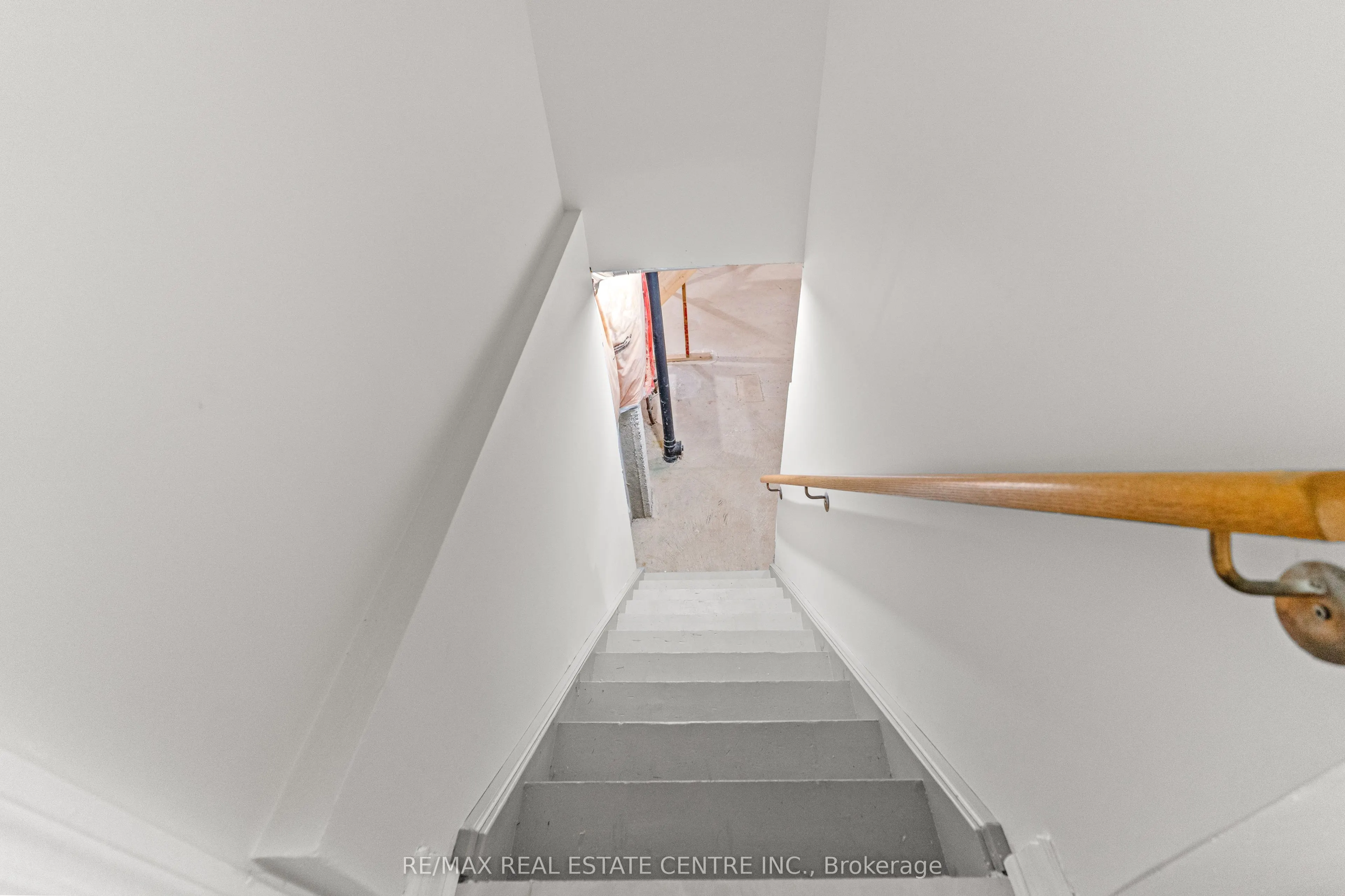 22 Saint Hubert Drive