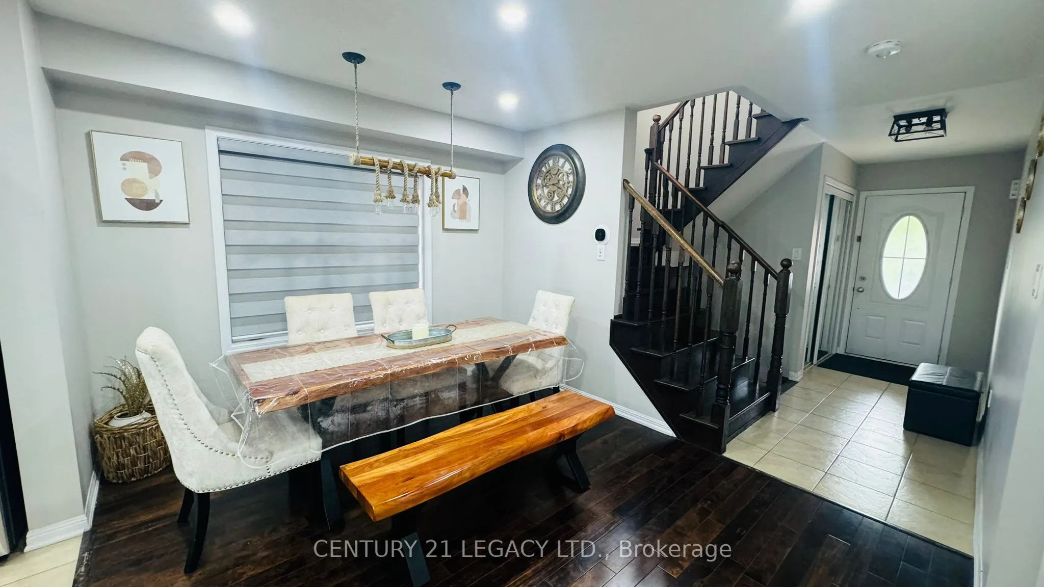 142 VANHORNE Close