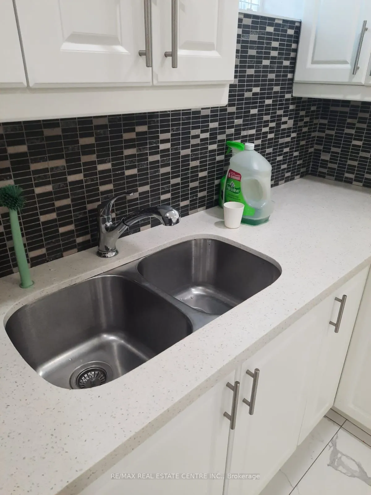 278 Hinton Terrace, #Bsmt
