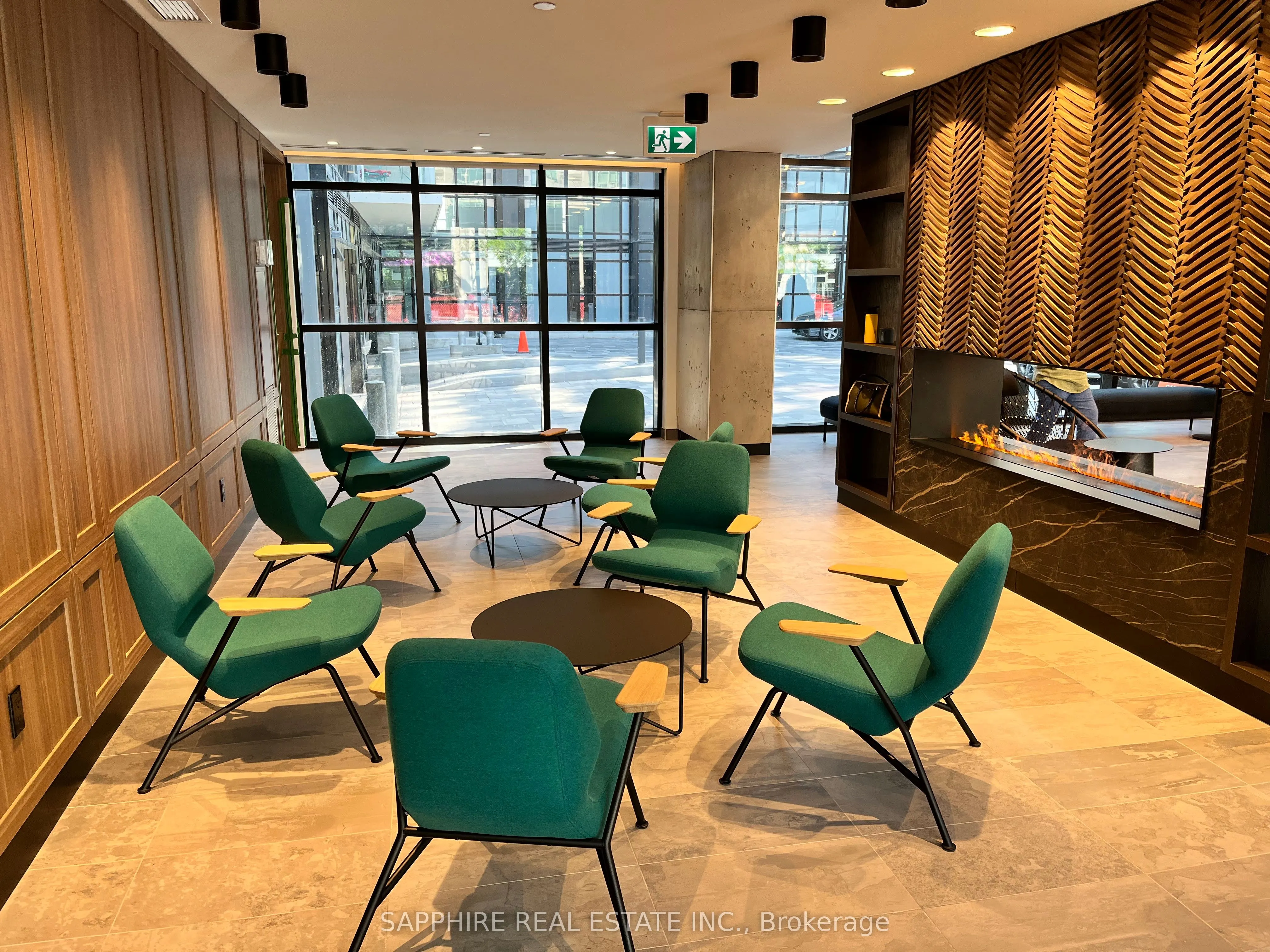 251 Manitoba Street, #617