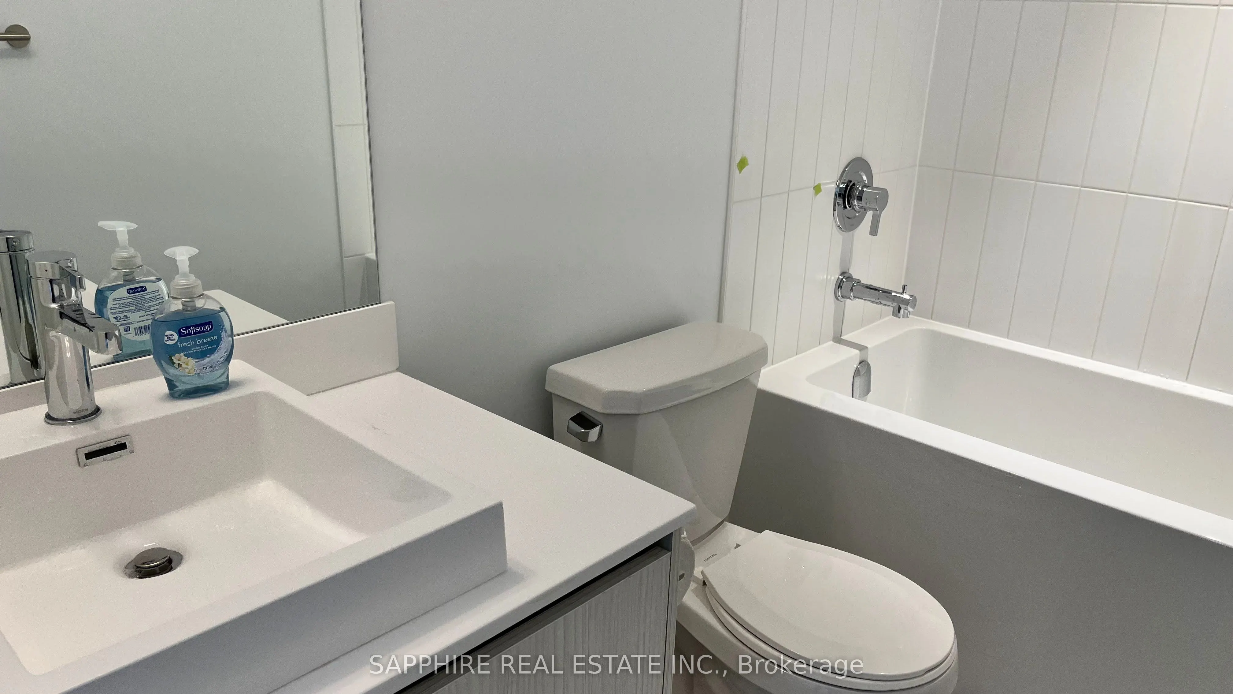 251 Manitoba Street, #617