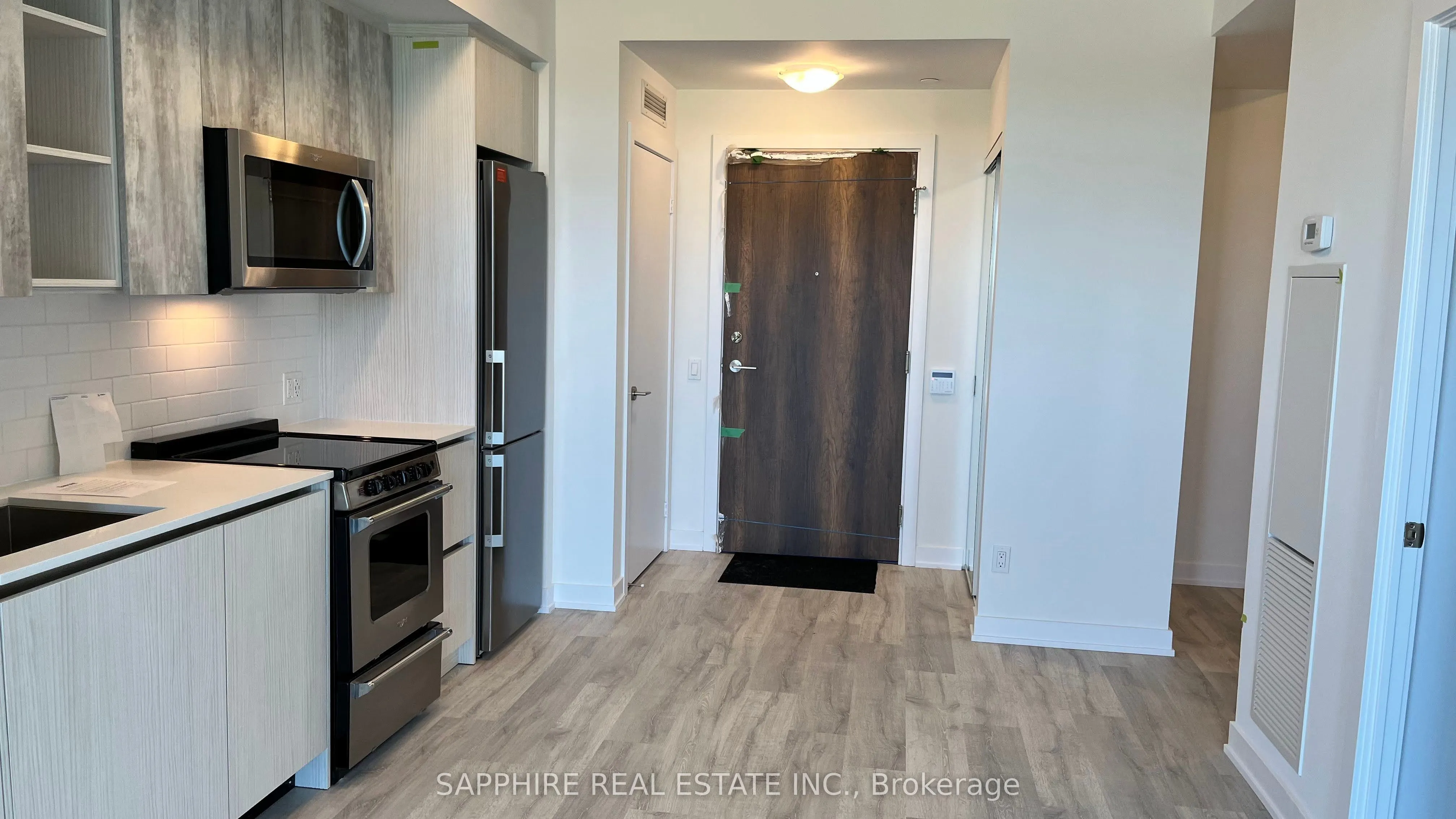 251 Manitoba Street, #617