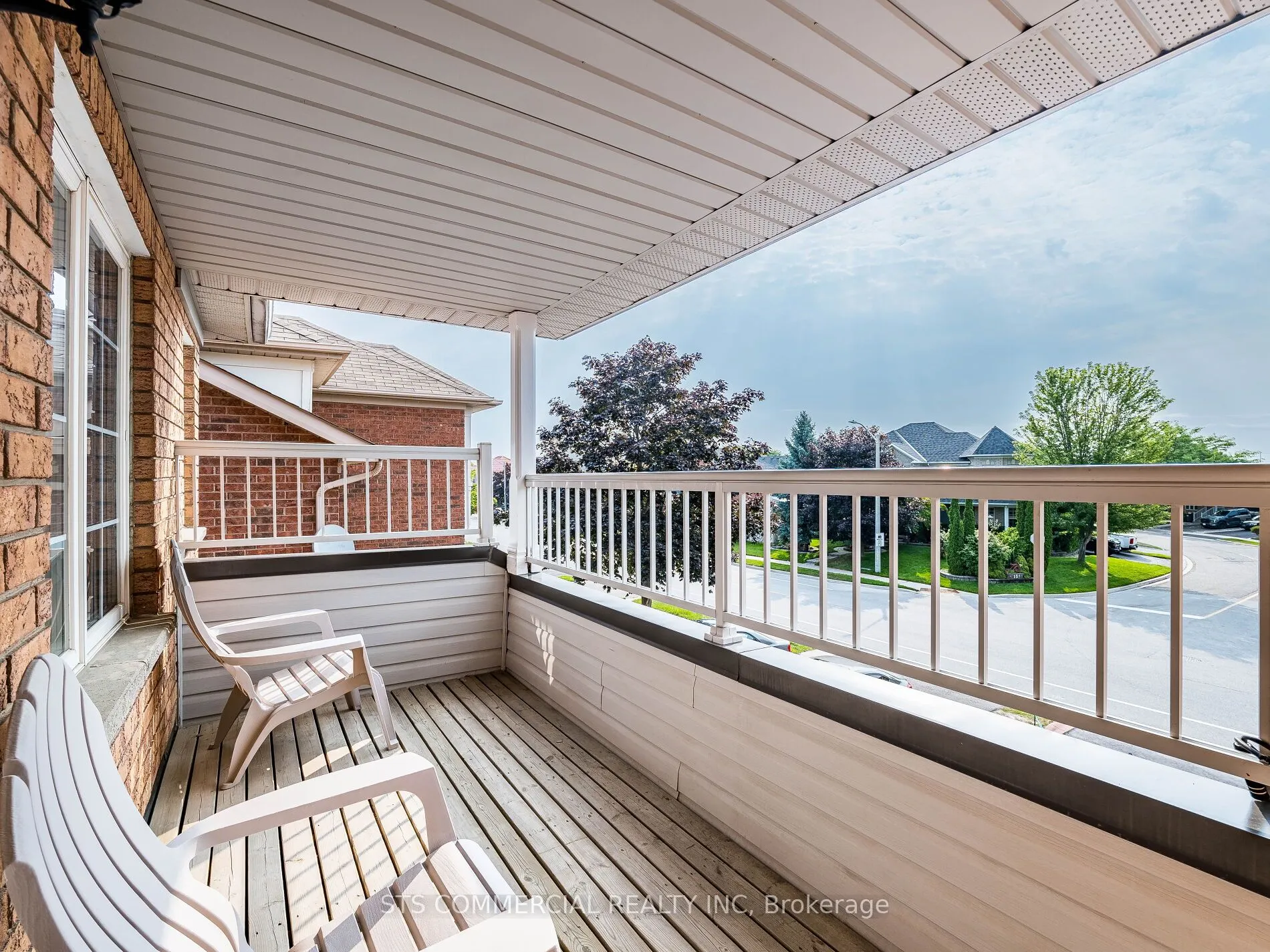 18 Queen Mary Drive