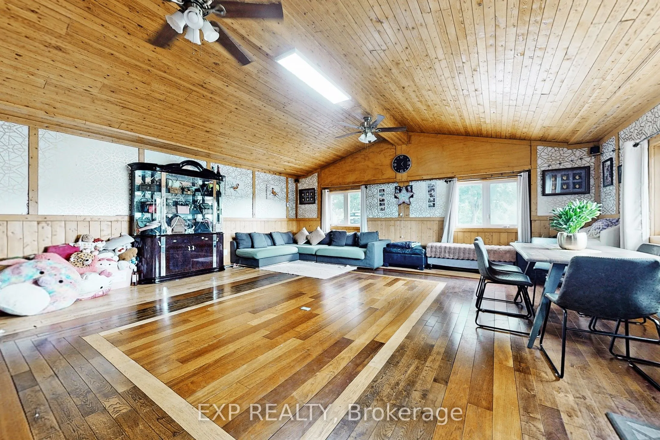 11433 Highway 9