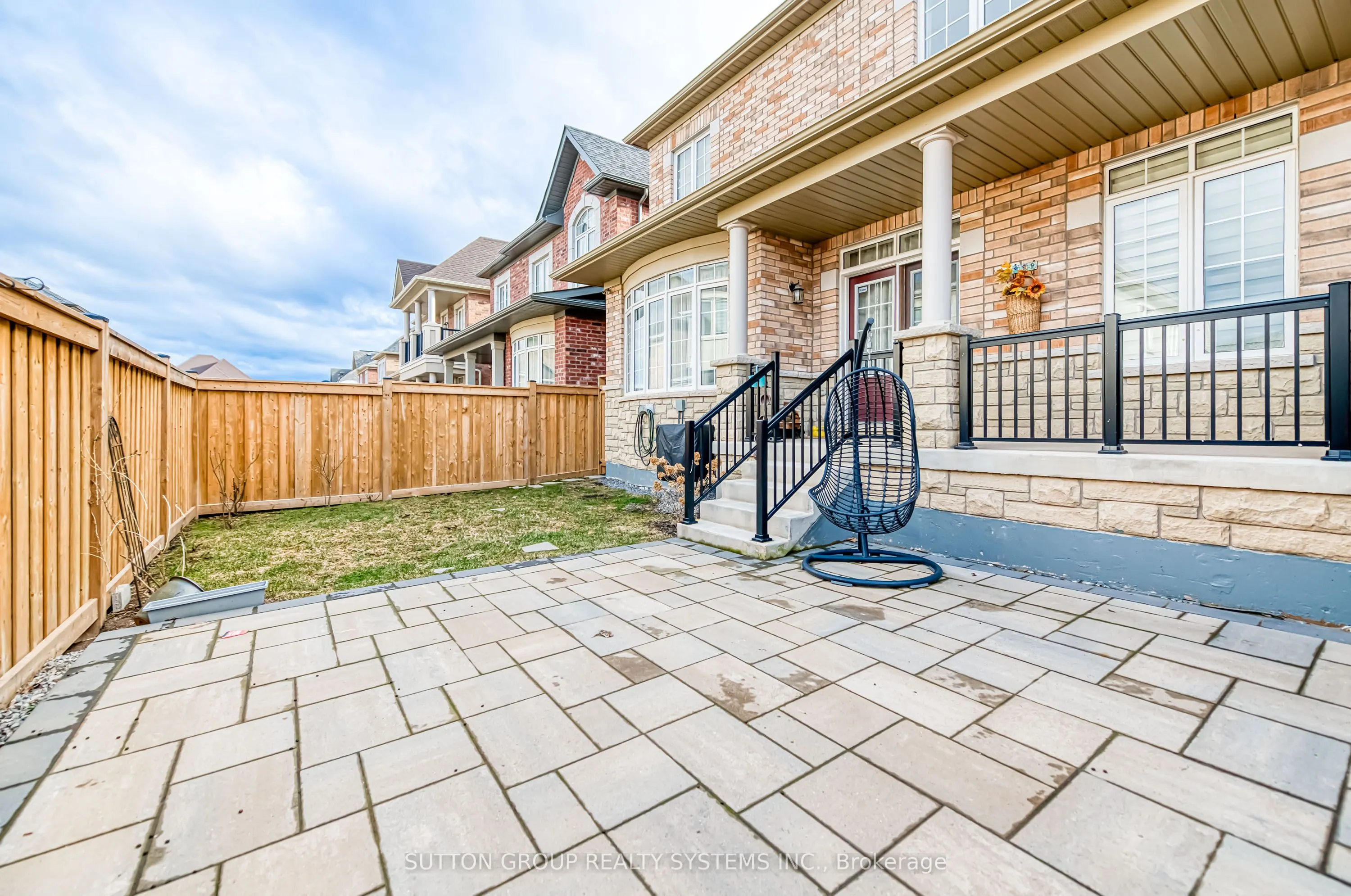 3329 Post Road