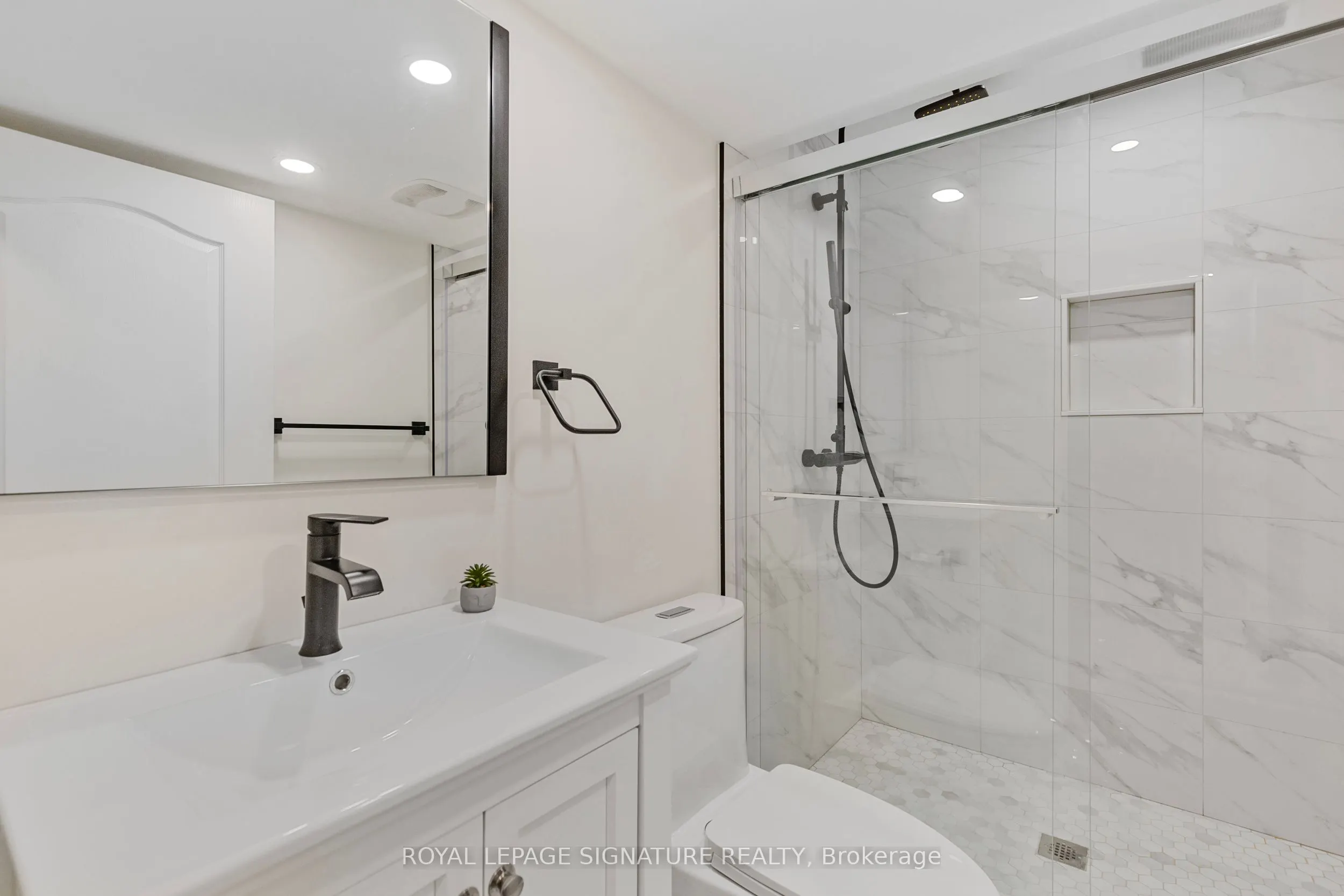 2295 Rochester Circle, #25