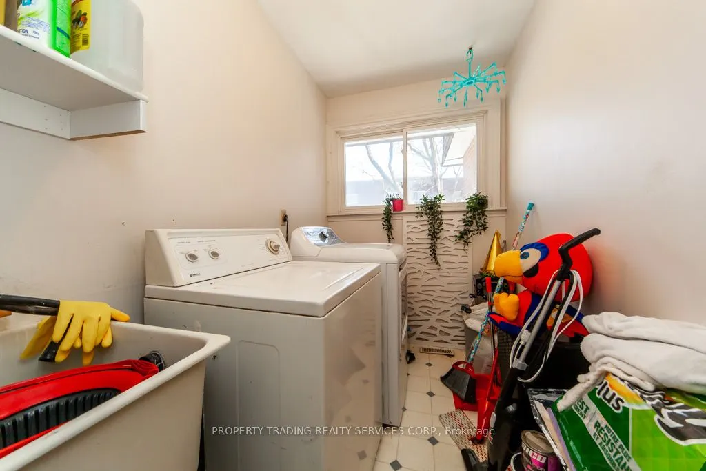 456 Silverstone Drive, #71