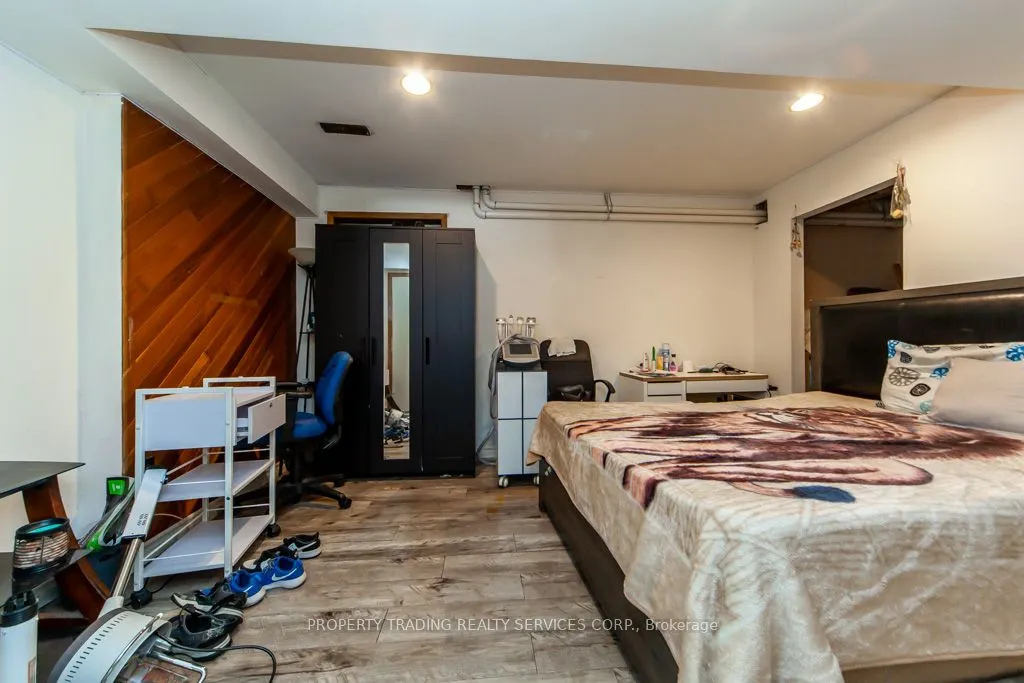 456 Silverstone Drive, #71