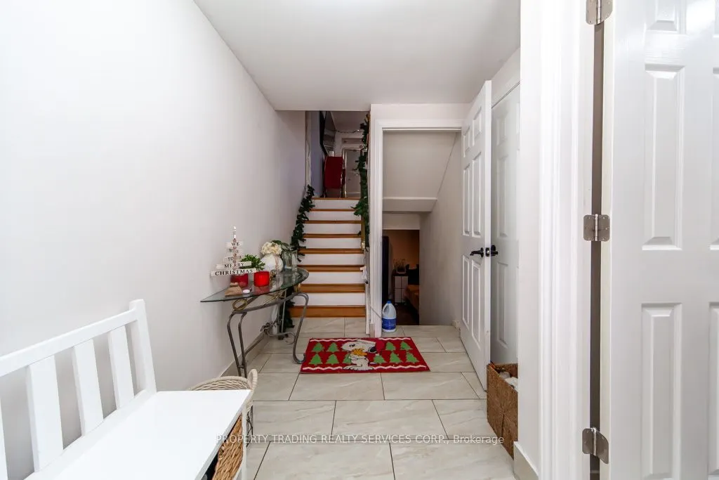 456 Silverstone Drive, #71