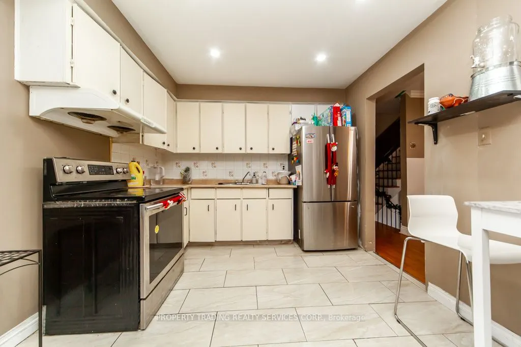 456 Silverstone Drive, #71
