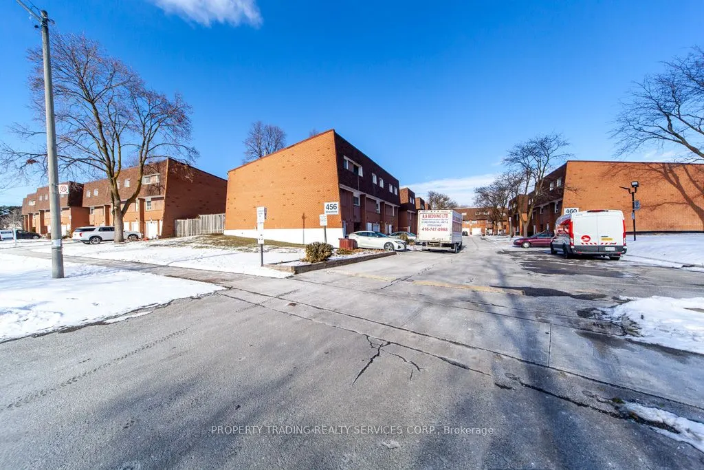 456 Silverstone Drive, #71
