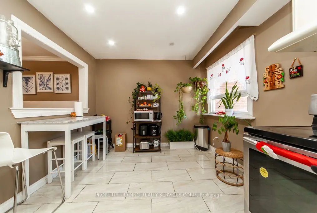 456 Silverstone Drive, #71
