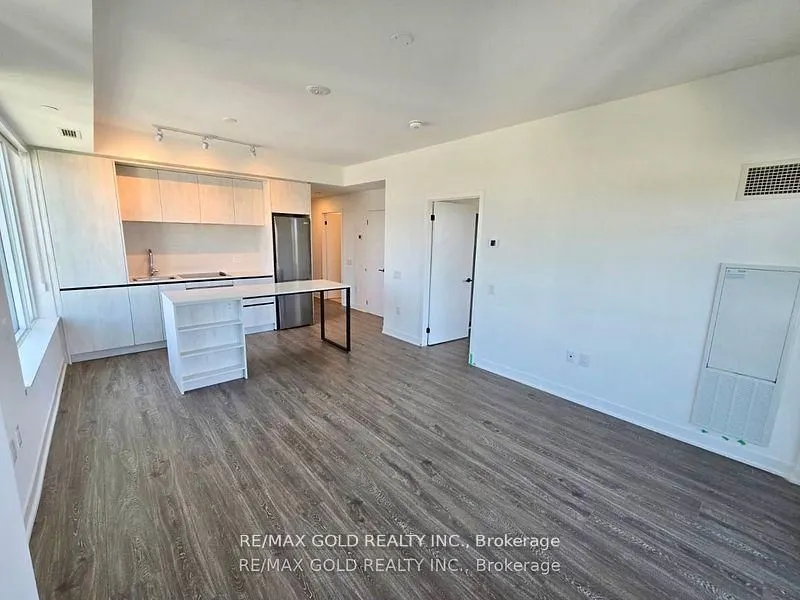 2495 Eglinton Avenue W, #1903