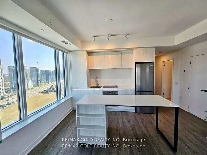 2495 Eglinton Avenue W, #1903