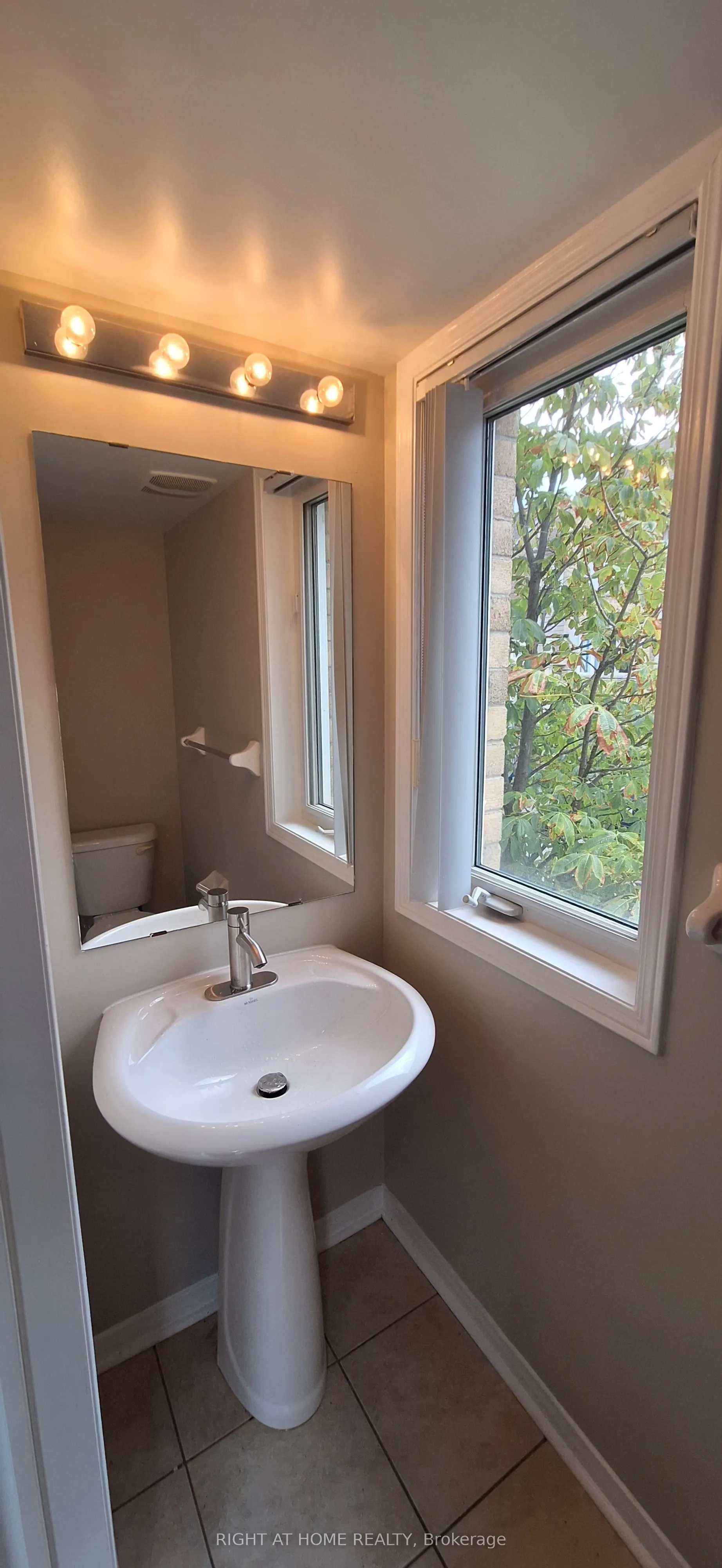 3050 Erin Centre Boulevard, #162