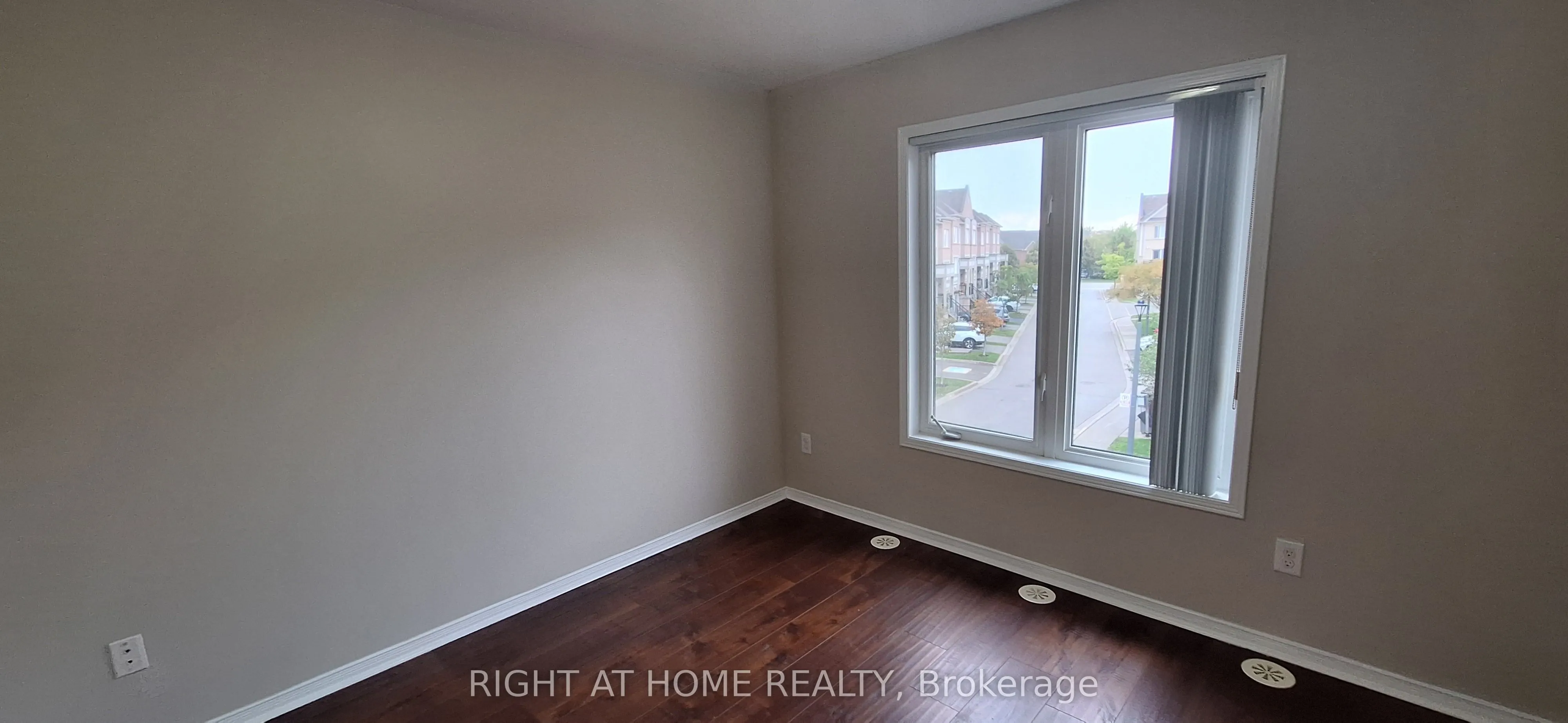 3050 Erin Centre Boulevard, #162