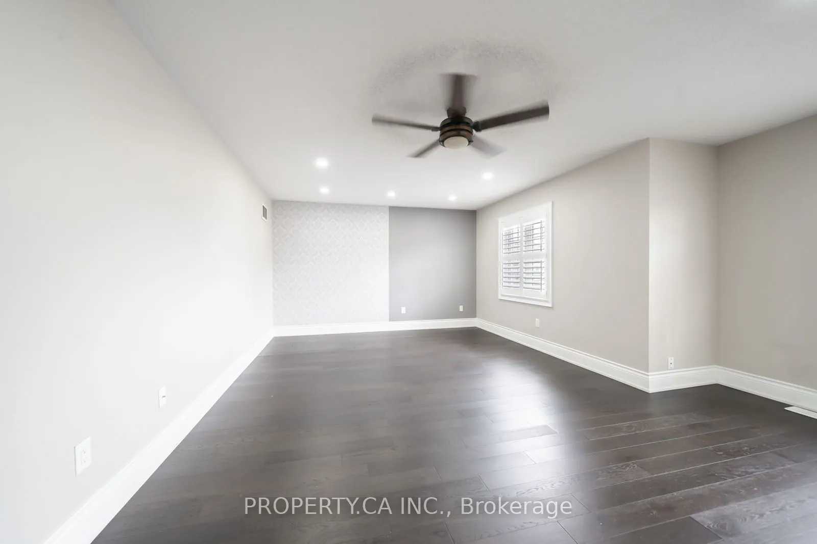 88 Royal West Drive