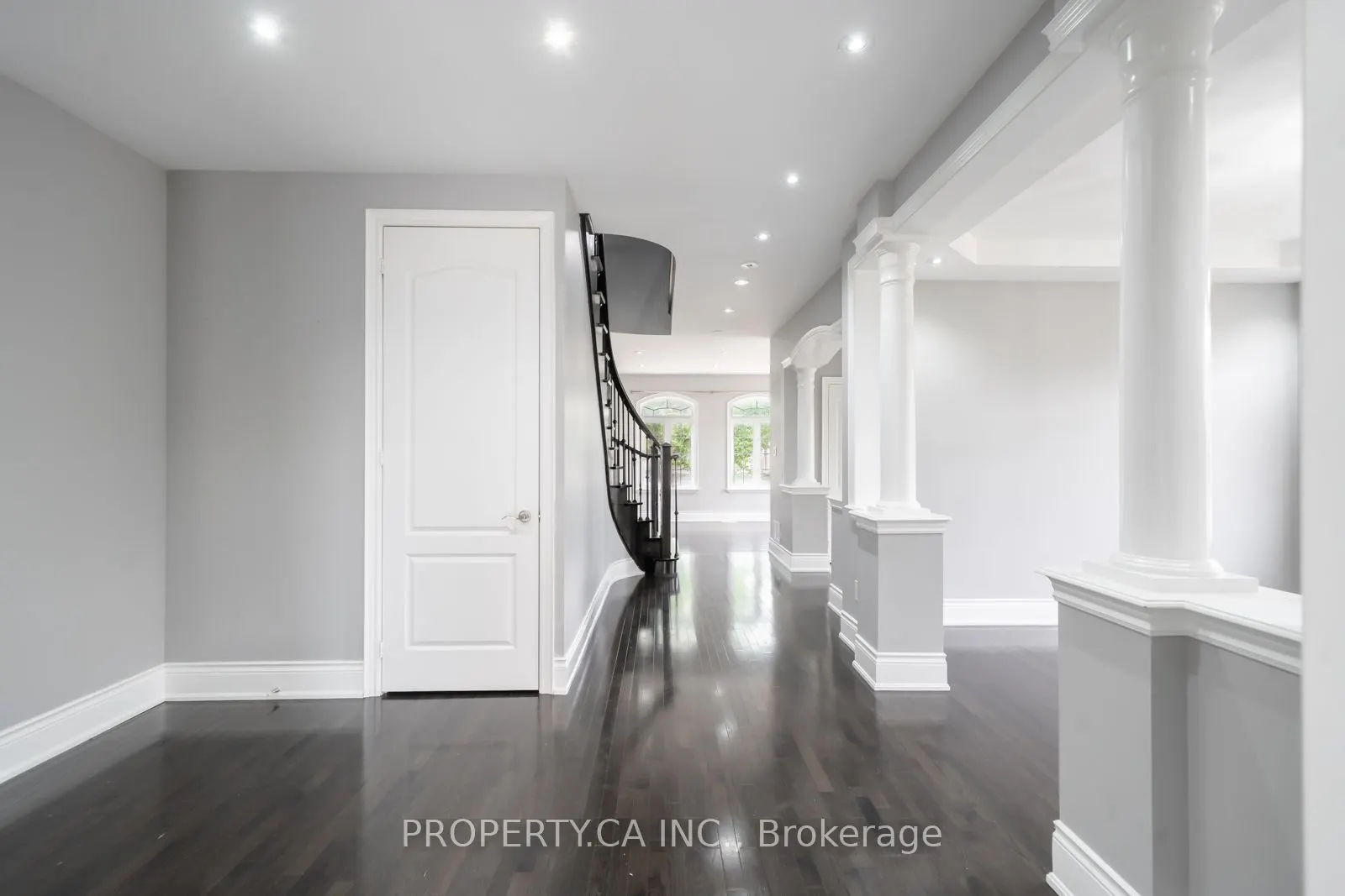 88 Royal West Drive