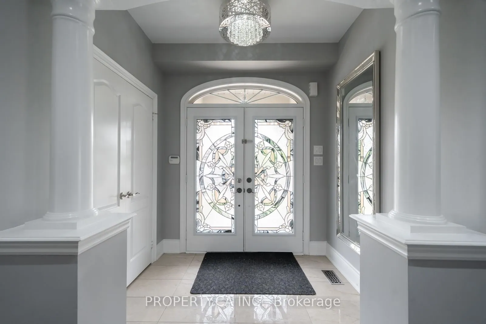 88 Royal West Drive
