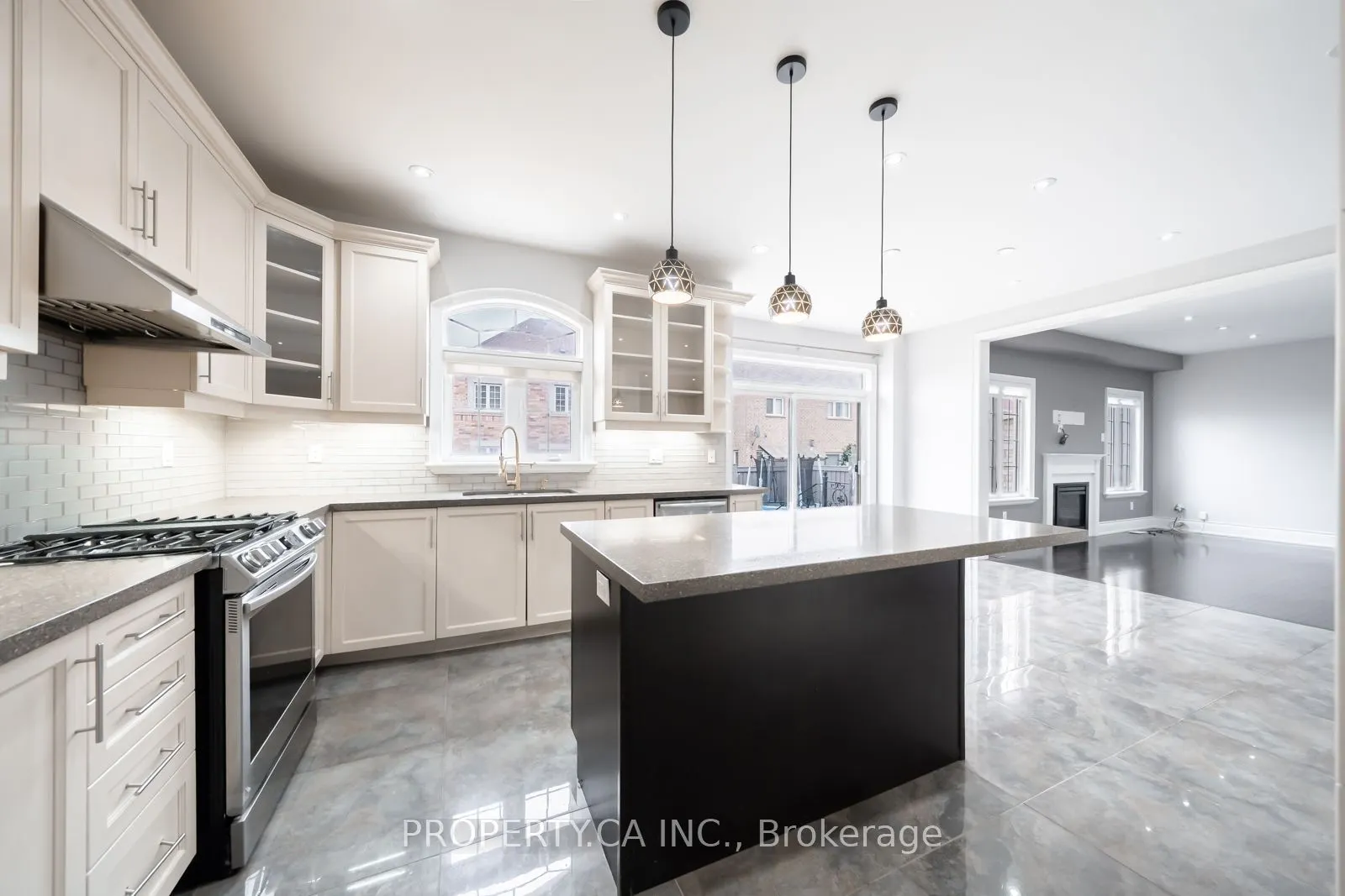 88 Royal West Drive