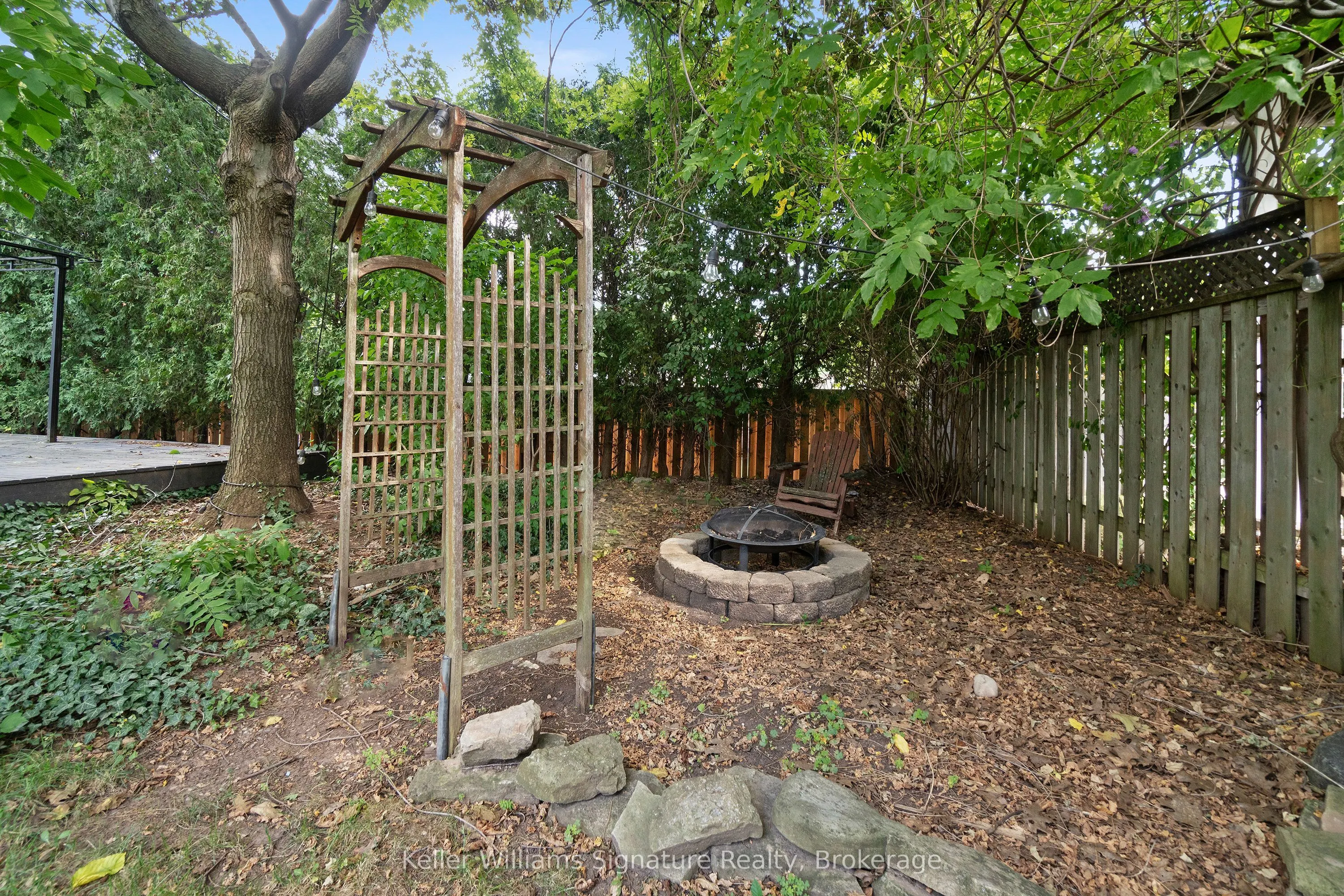 713 Mullin Way