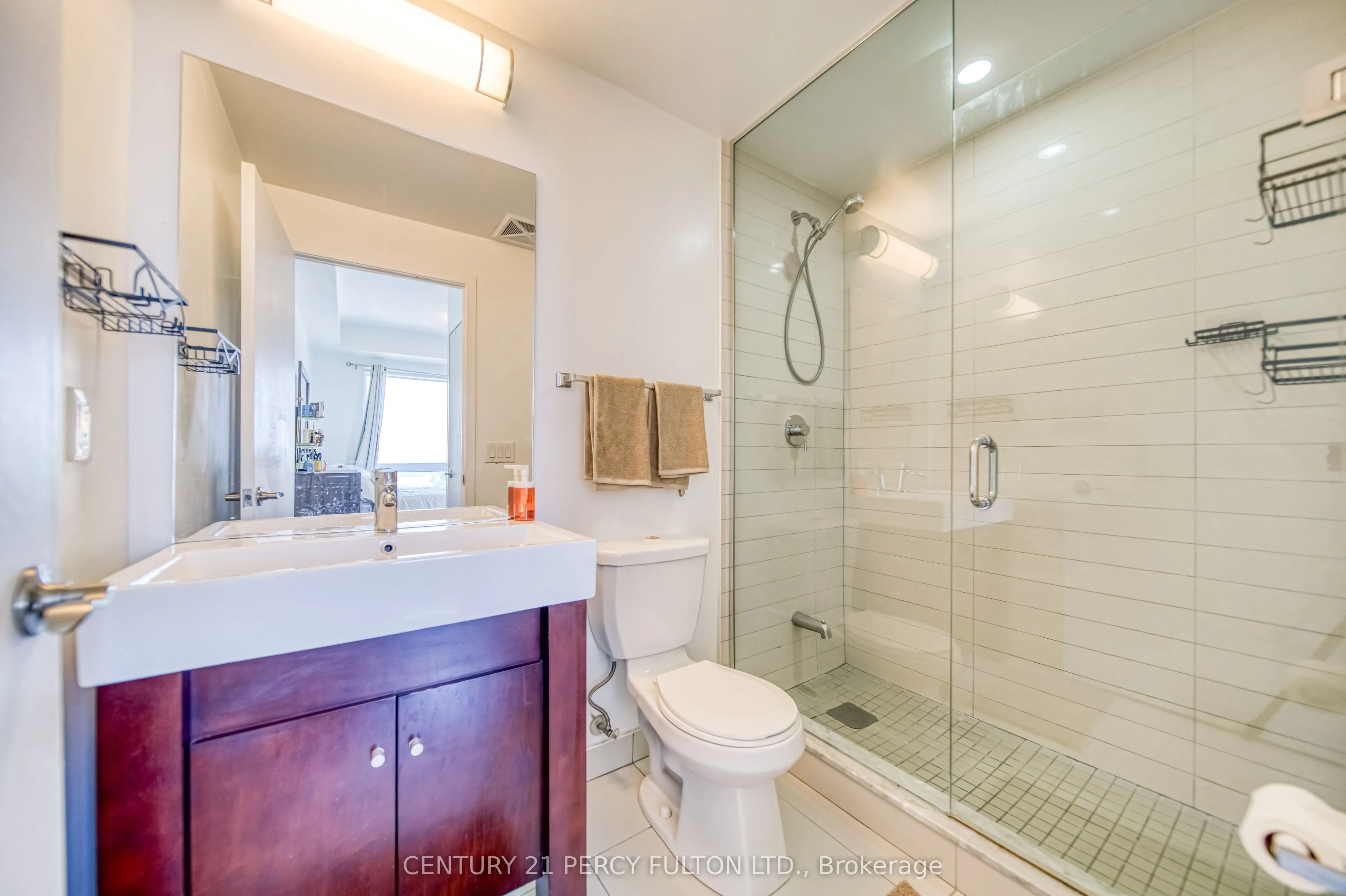 840 Queens Plate Drive, #902