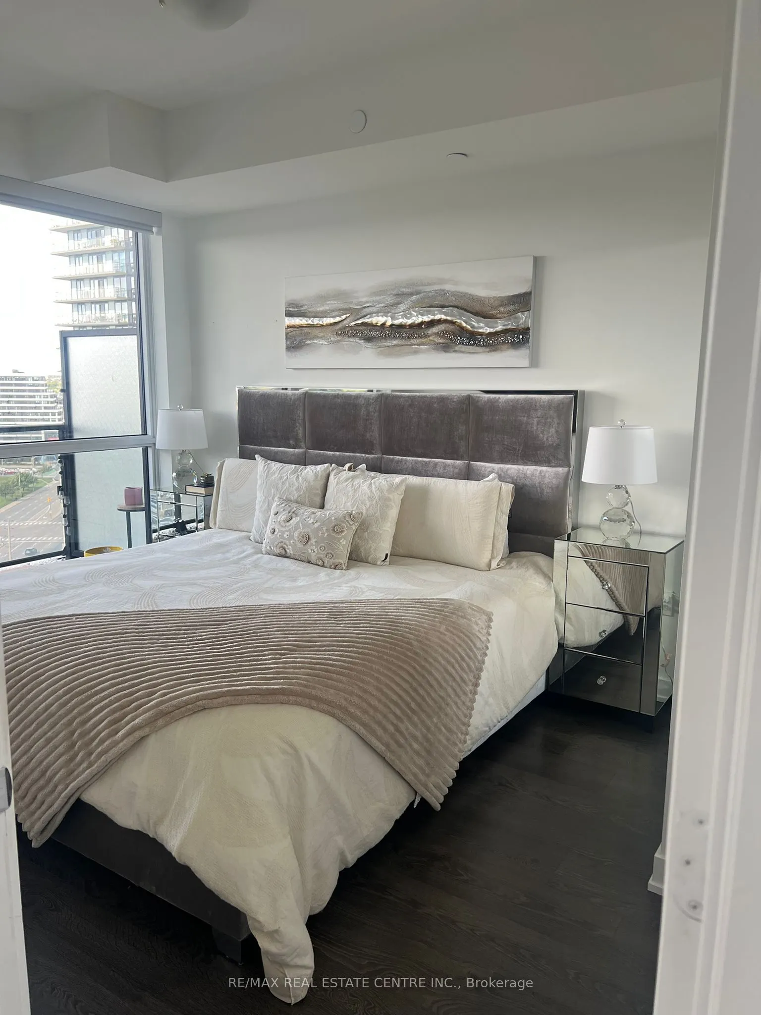 4699 Erin Mills Drive, #1410