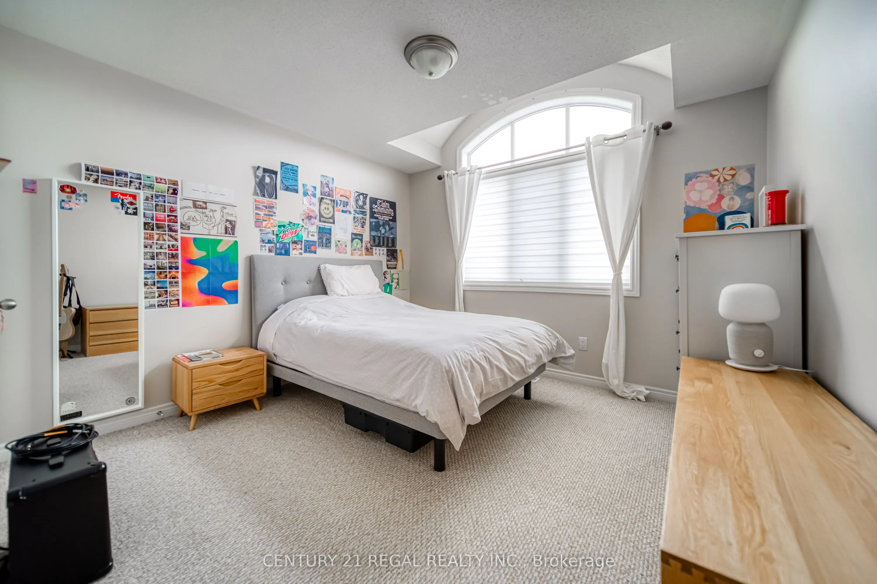 3095 Robert Brown Boulevard