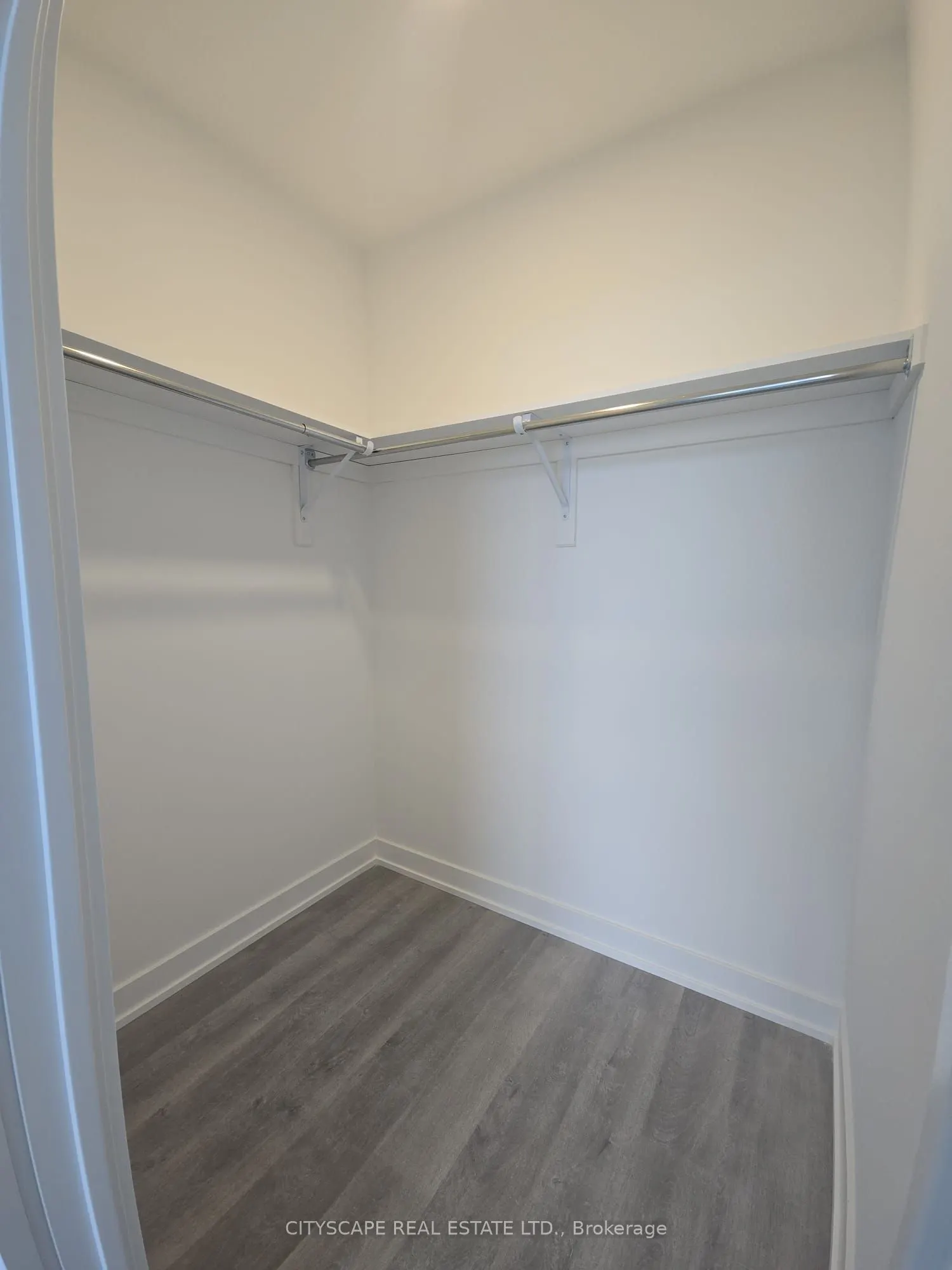 5105 Hurontario Street N, #3210