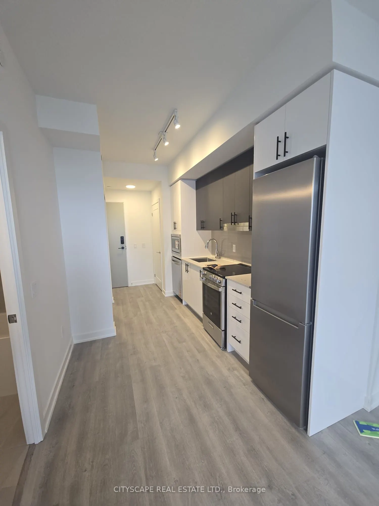 5105 Hurontario Street N, #3210