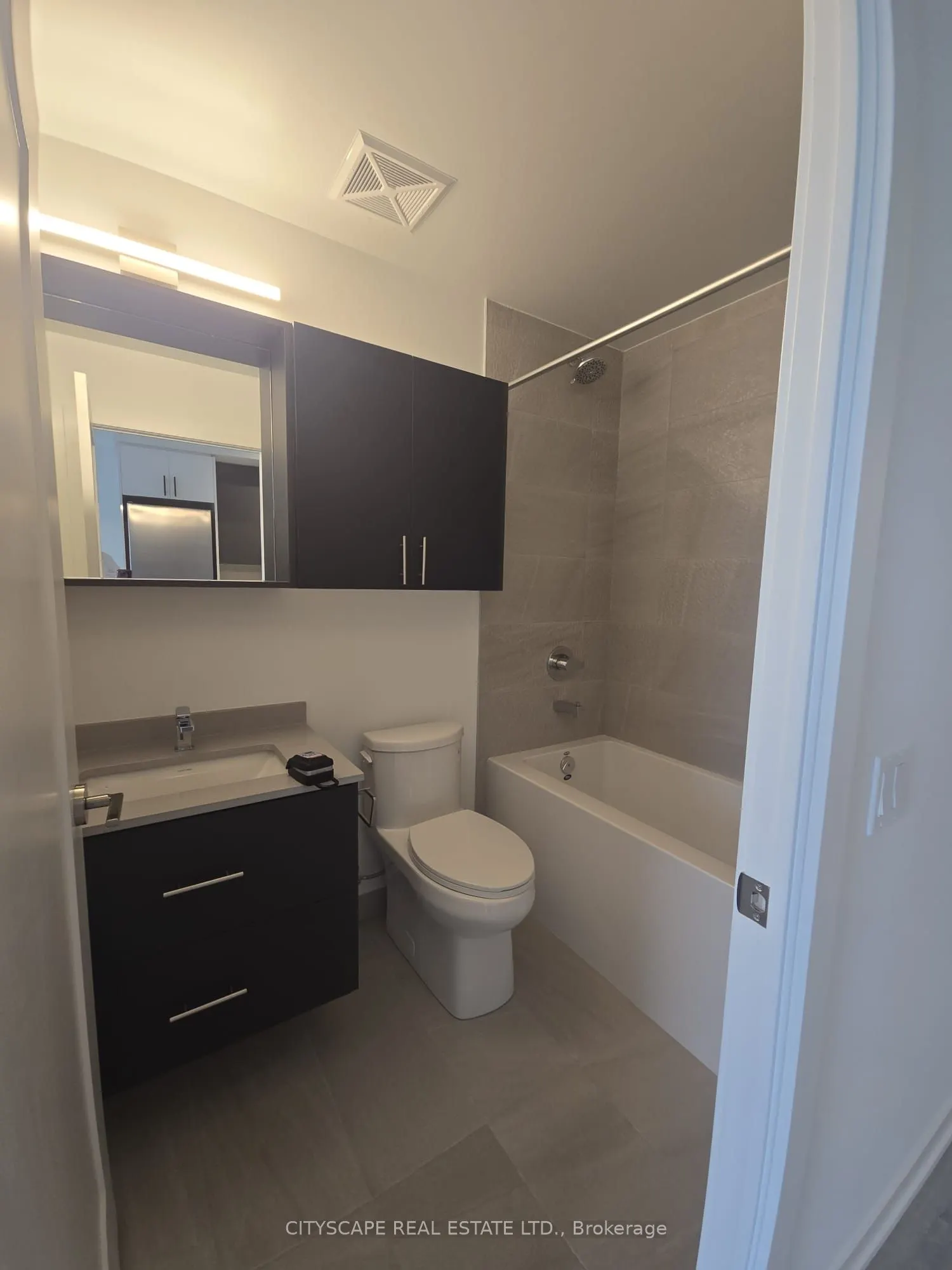 5105 Hurontario Street N, #3210
