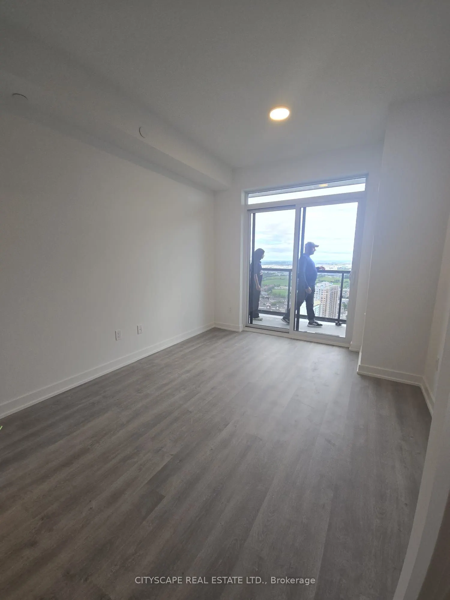 5105 Hurontario Street N, #3210